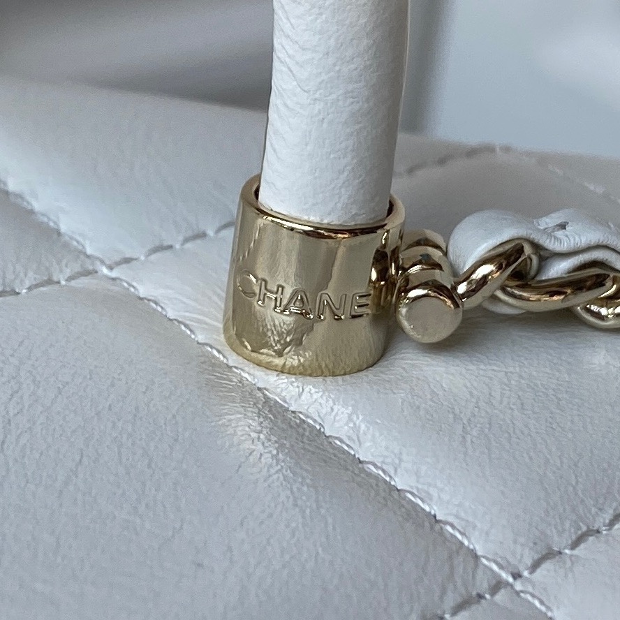[TOP] CHANEL 23K Autumn/Winter New Product Handle Box Bag 10.5×22×9cm - White