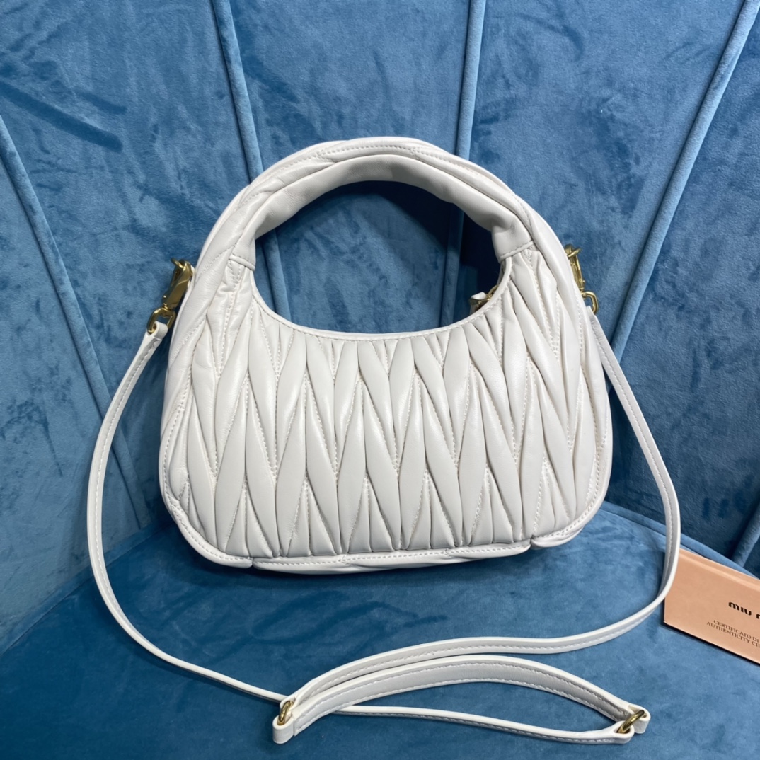 [TOP] Miu Miu Lambskin Miu Wander Bag 23 x 13 x 7 cm - 14 Color