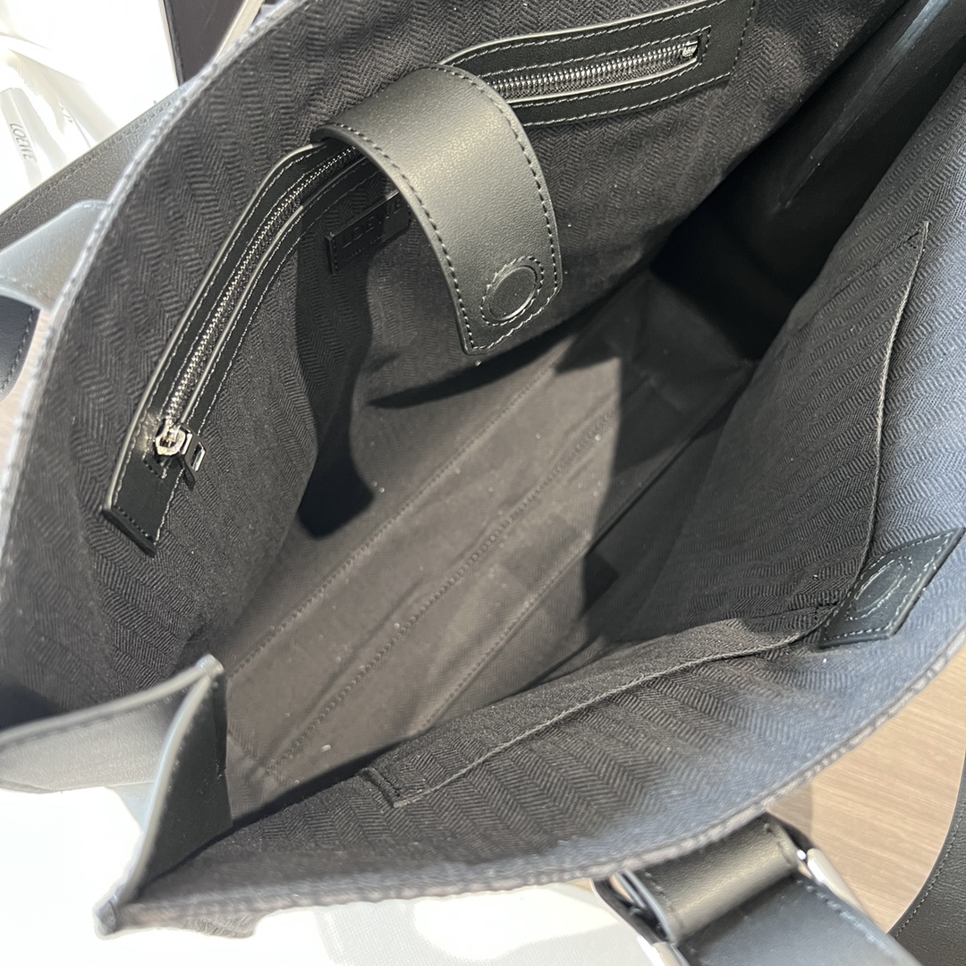 [TOP] LOEWE Buckle Tote 40×9×33CM - Black