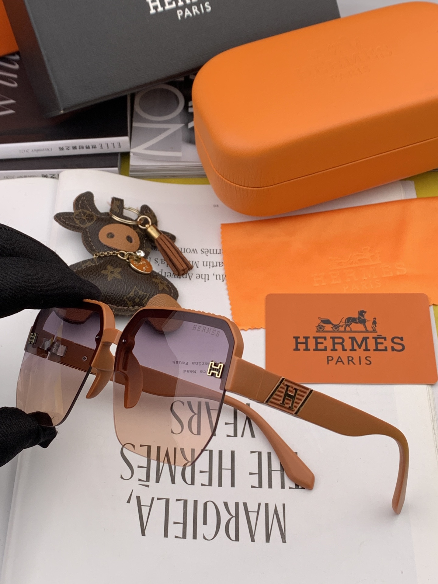 [TOP] HERMES Classic One-piece Large Frame Sunglasses