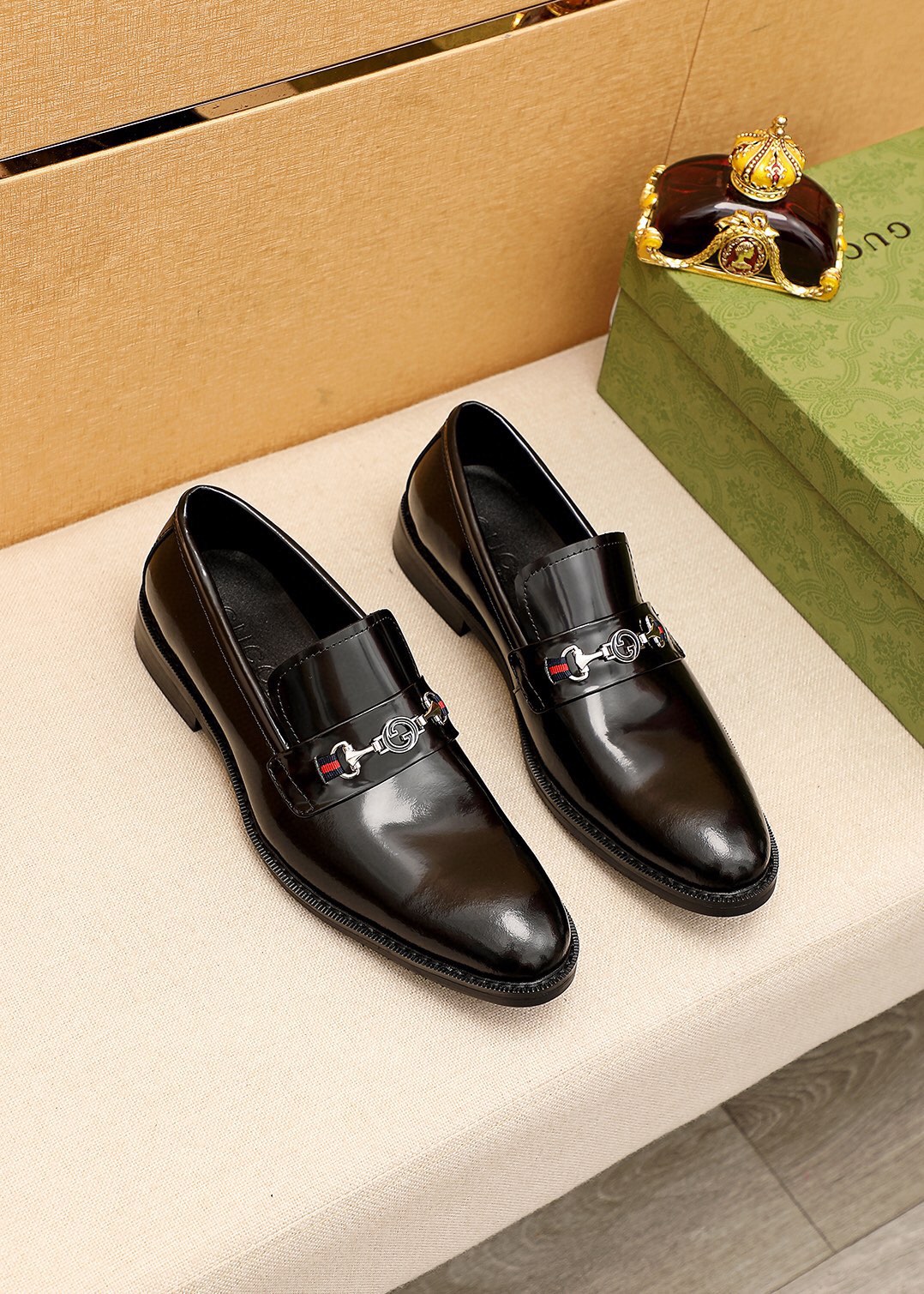 [TOP] GUCCI Men's Cowhide Shoes - 2 Colors