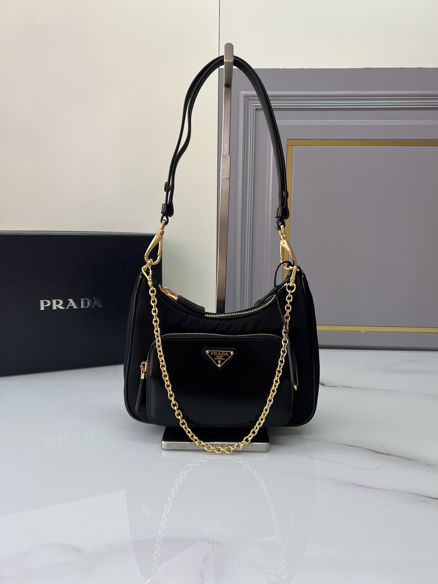 [TOP] PRADA Re-Edition 2000 Bags Nylon Fabric - Mini 22x19.5x6cm - Black & GHW