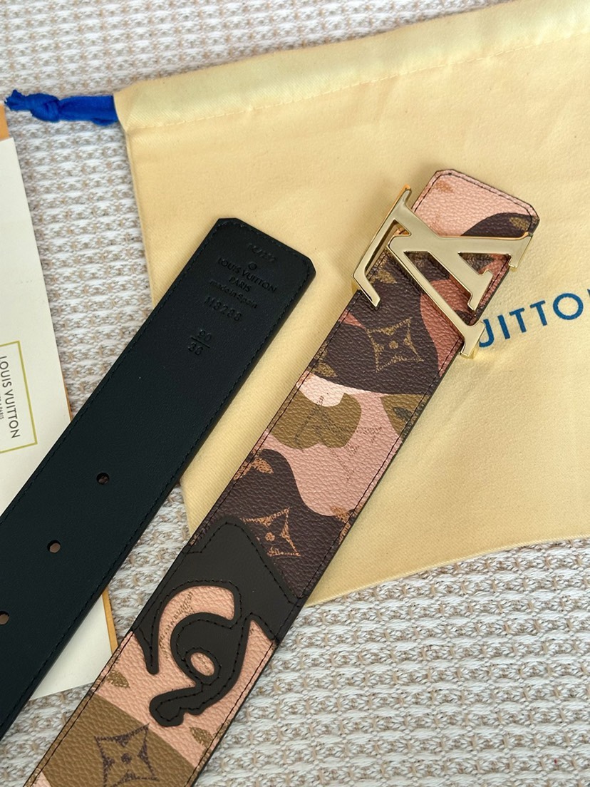 [TOP] Louis Vuitton LV Men's Double-Sided Cowhide Belt - 4CM