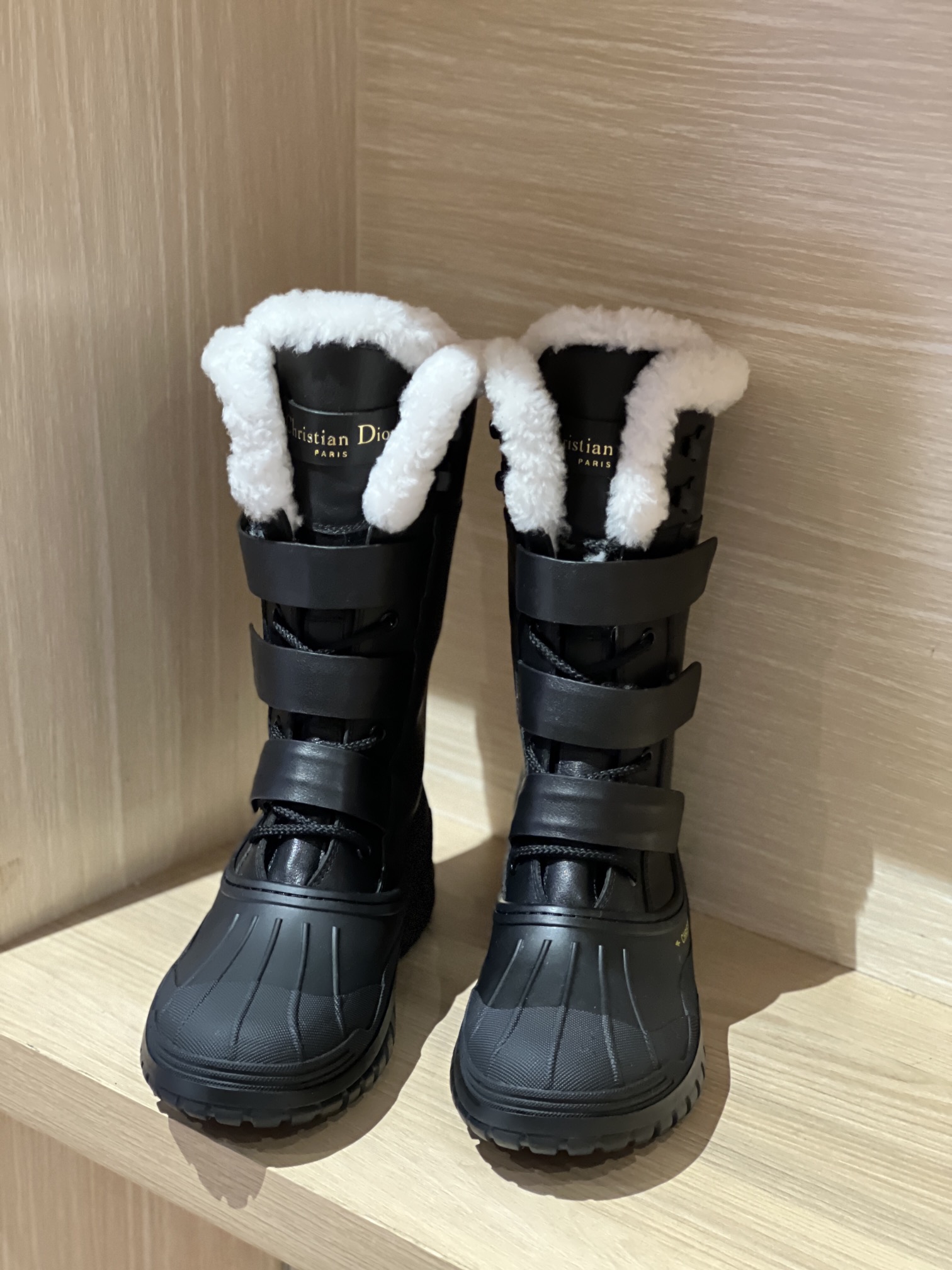 [TOP] Christian Dior Waterproof Wool Mid Length Boots - 2 Colors