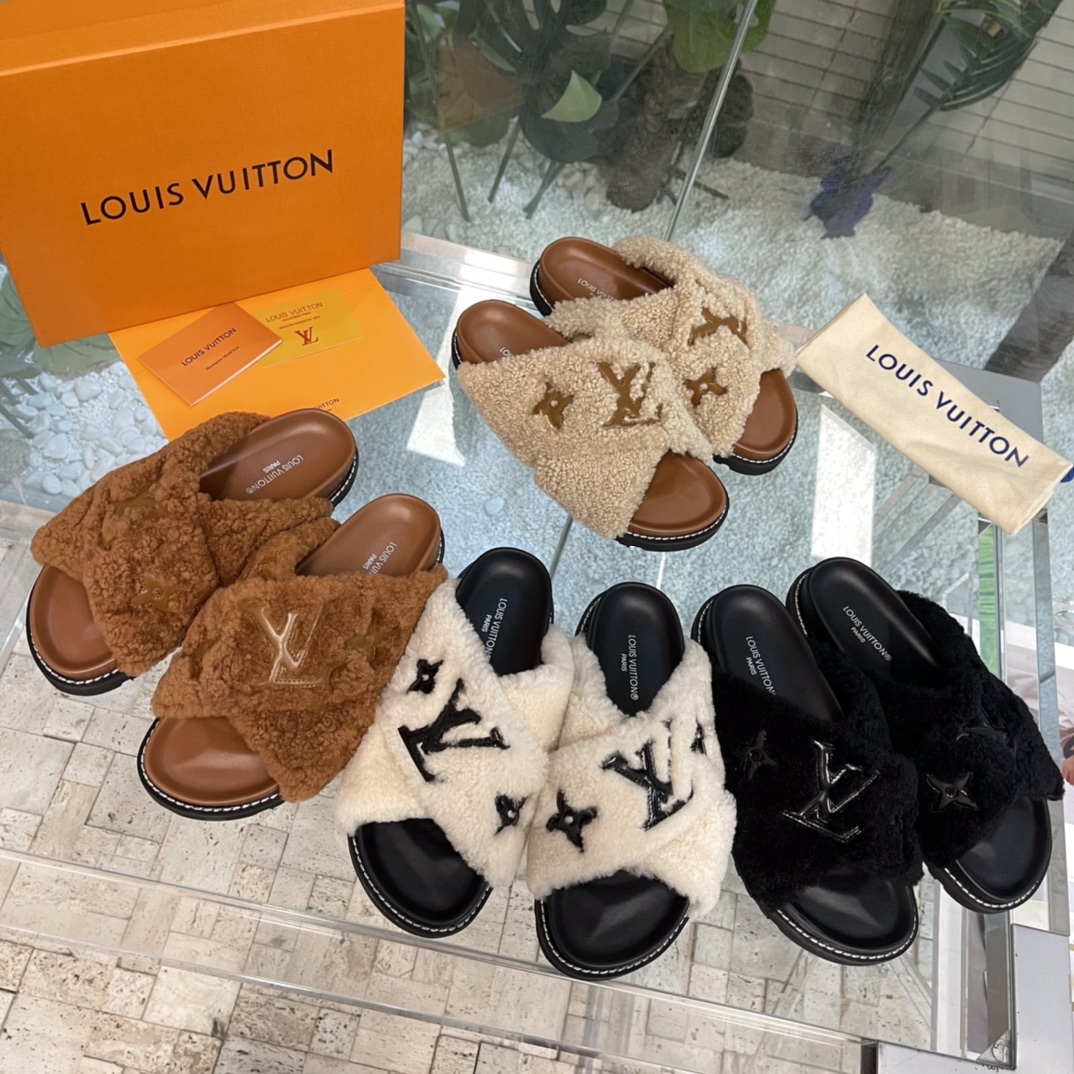 [TOP] Louis Vuitton LV Cross Hair Slippers - 4 Colors