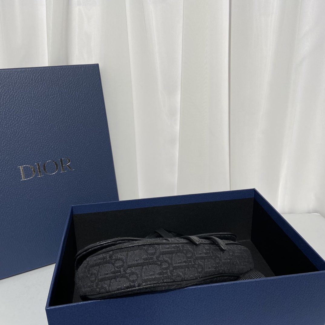 [TOP] Christian Dior Saddle Bag Oblique Print 19 x 26x 4.5 cm - Black