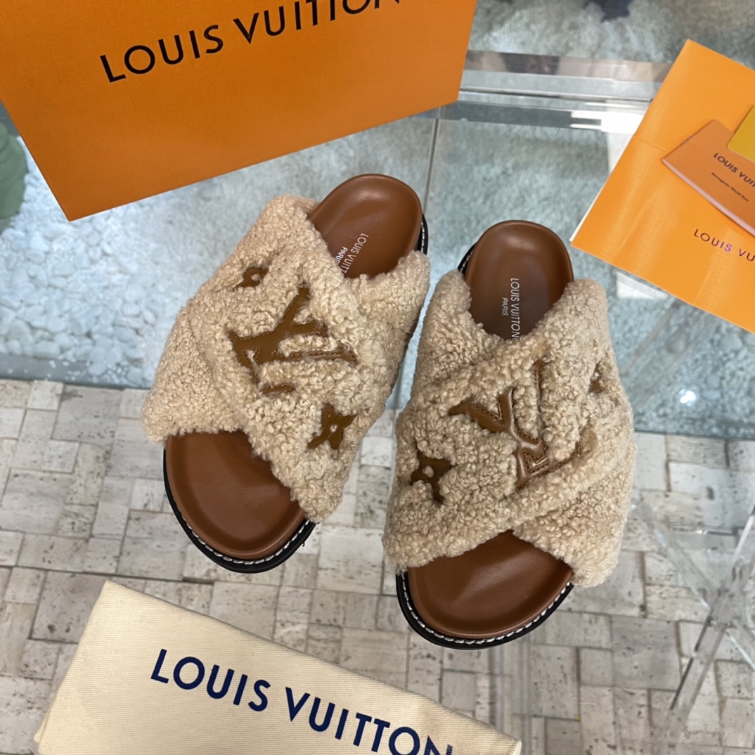 [TOP] Louis Vuitton LV Cross Hair Slippers - 4 Colors