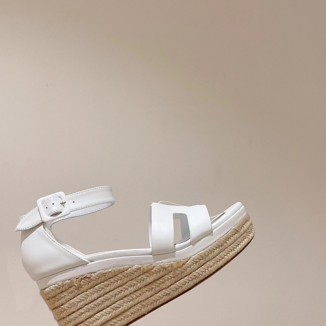 [TOP] HERMES straw Pumps - White