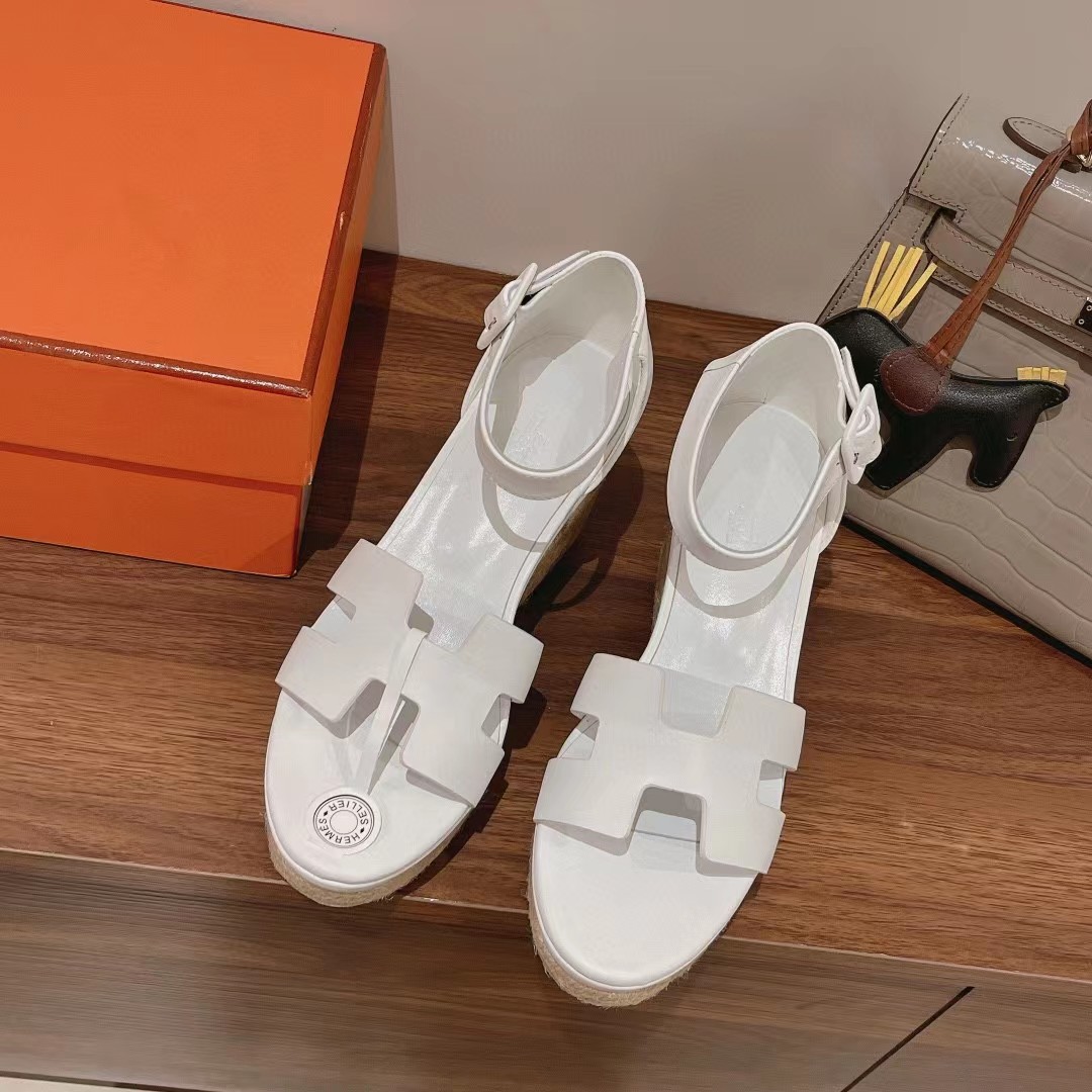 [TOP] HERMES straw Pumps - White