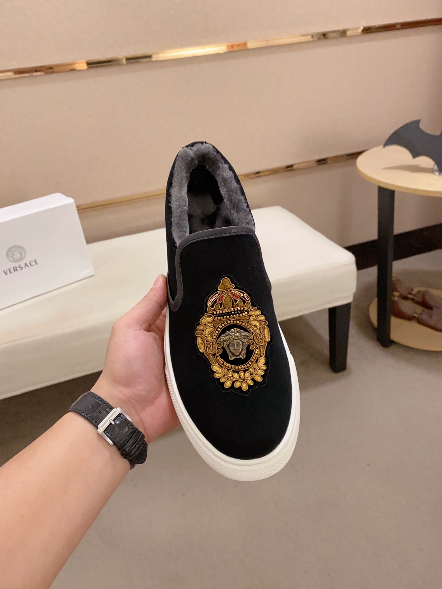 [TOP] VERSACE Men's Plush Lining Casual Shoes - 2 Colors