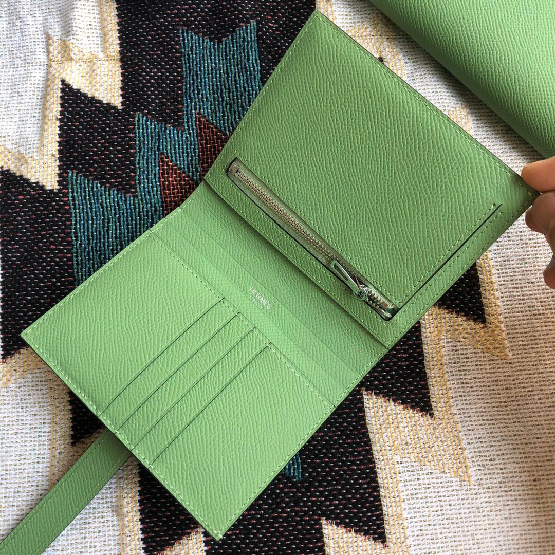 [TOP] HERMES Bearn Short Clip Wallet  Epsom - Avocado Green