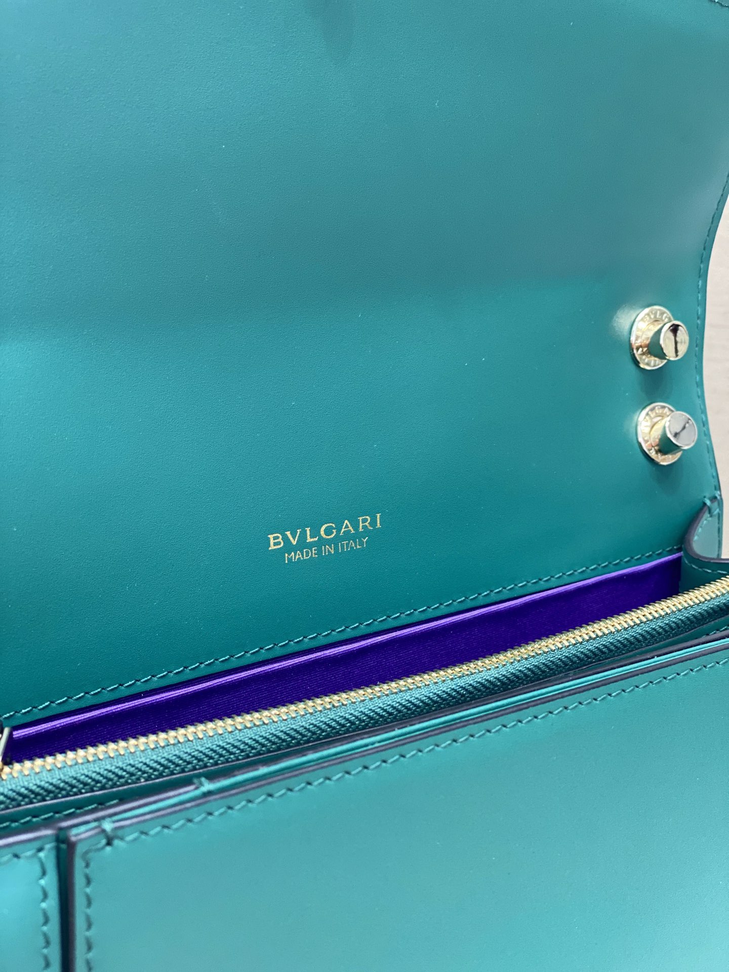 [TOP] BVLGARI Serpenti Forever Maxi Chain Bag Lambskin with Classic Snakehead Buckle 25x16x7cm - Emerald-green