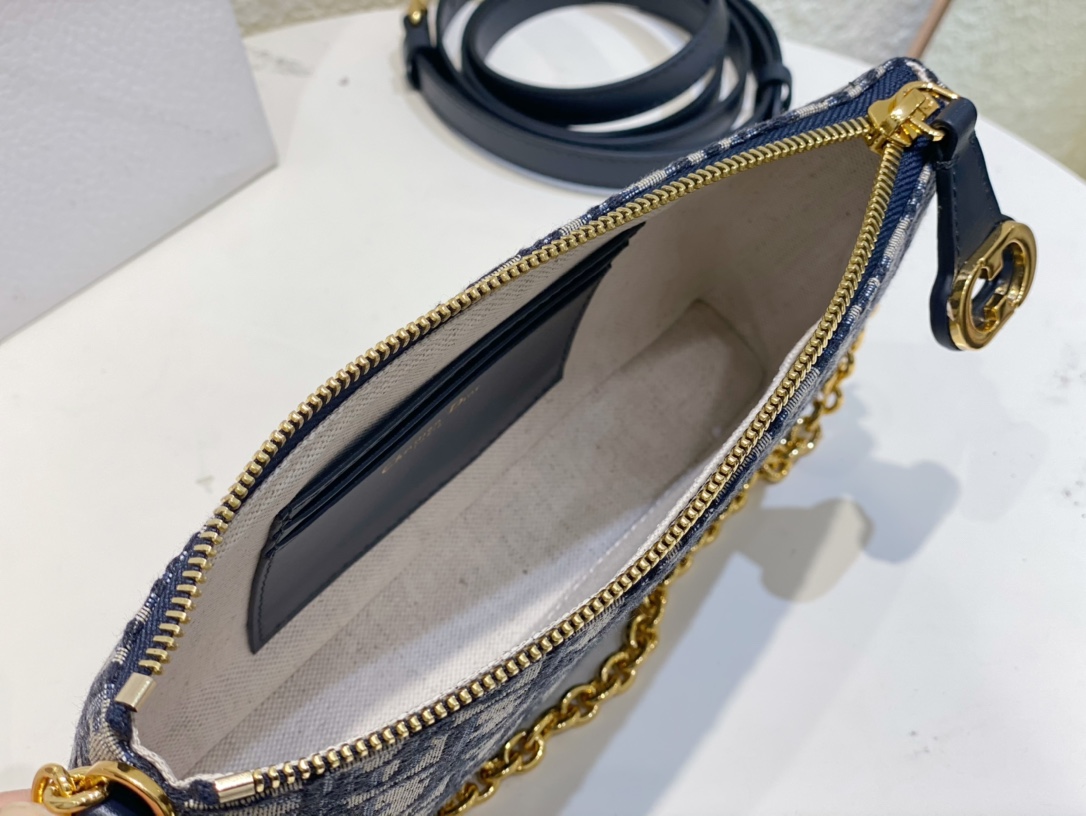 [Top] Christian Dior Dior Midi Mini Small 30 Montaigne Bag CD Lock 23 x 13 x 5 cm  - Blue