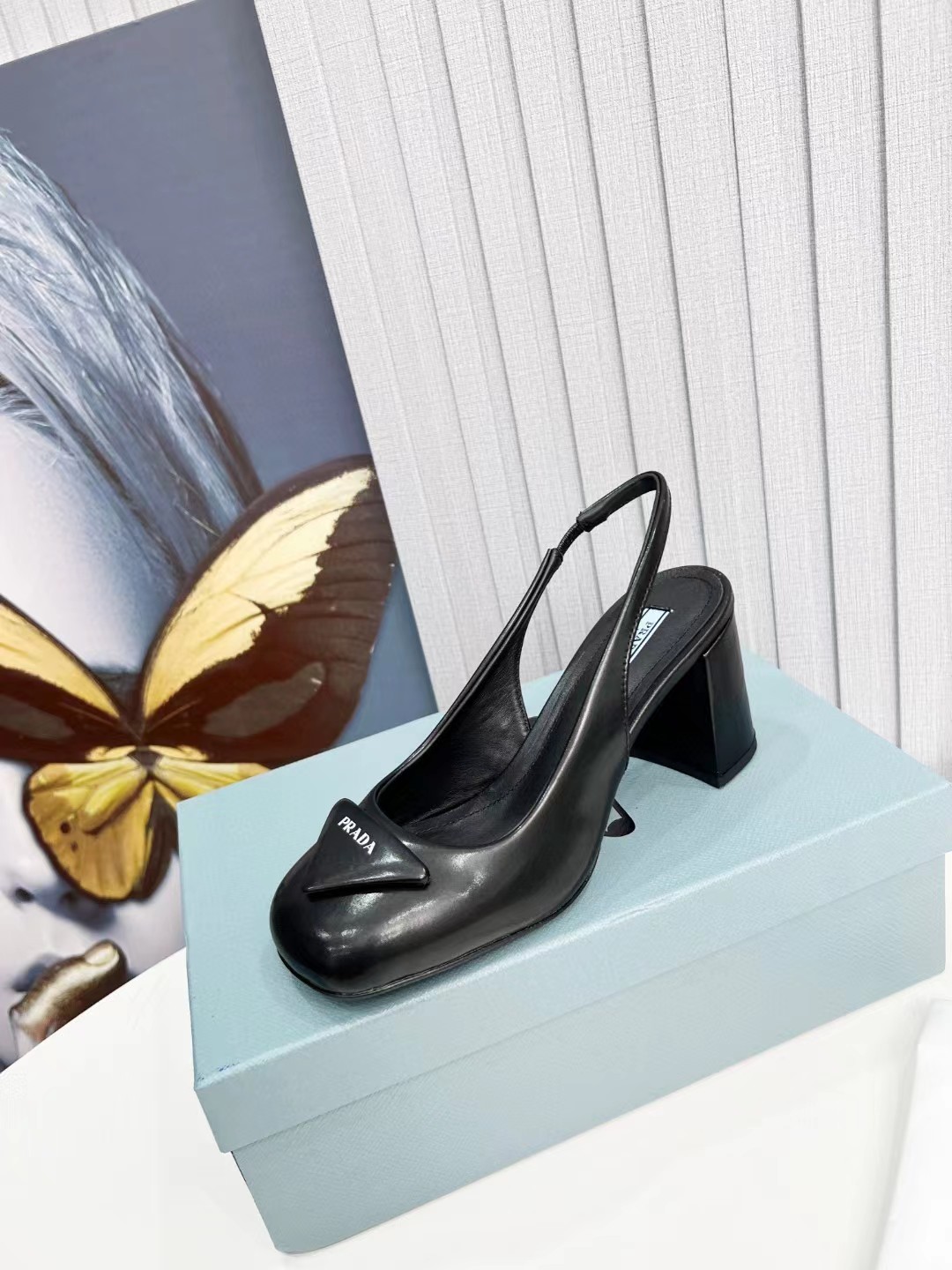 [TOP] PRADA Mules  - Black