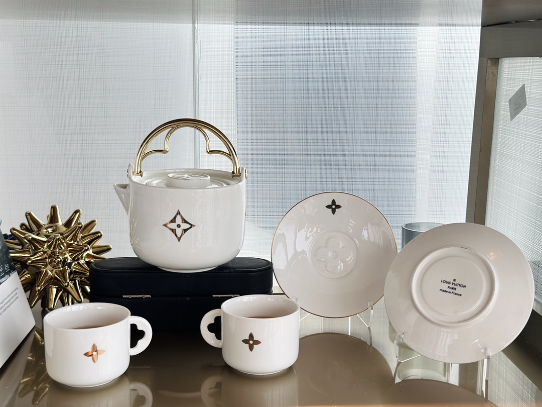 [TOP] Louis Vuitton LV Tea Set Gift Box
