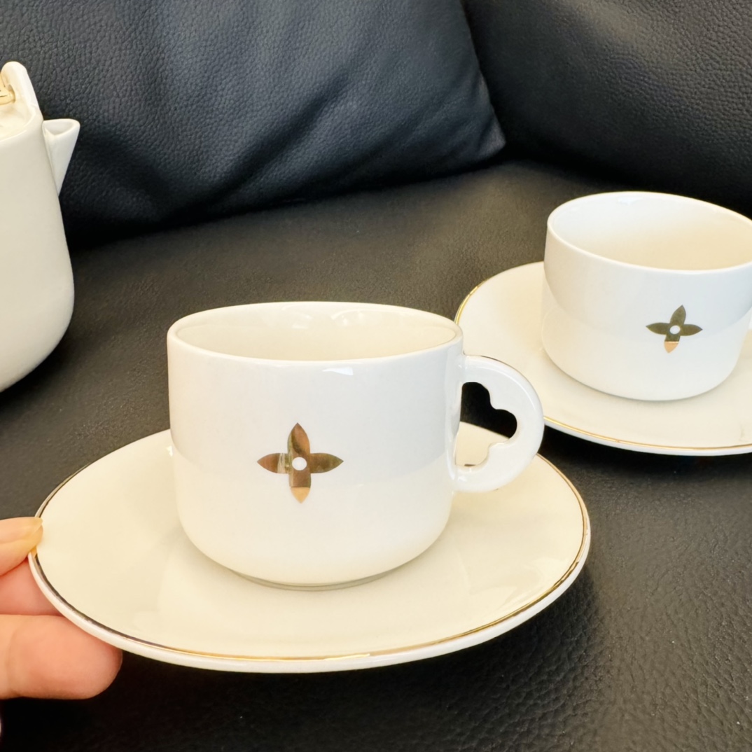 [TOP] Louis Vuitton LV Tea Set Gift Box