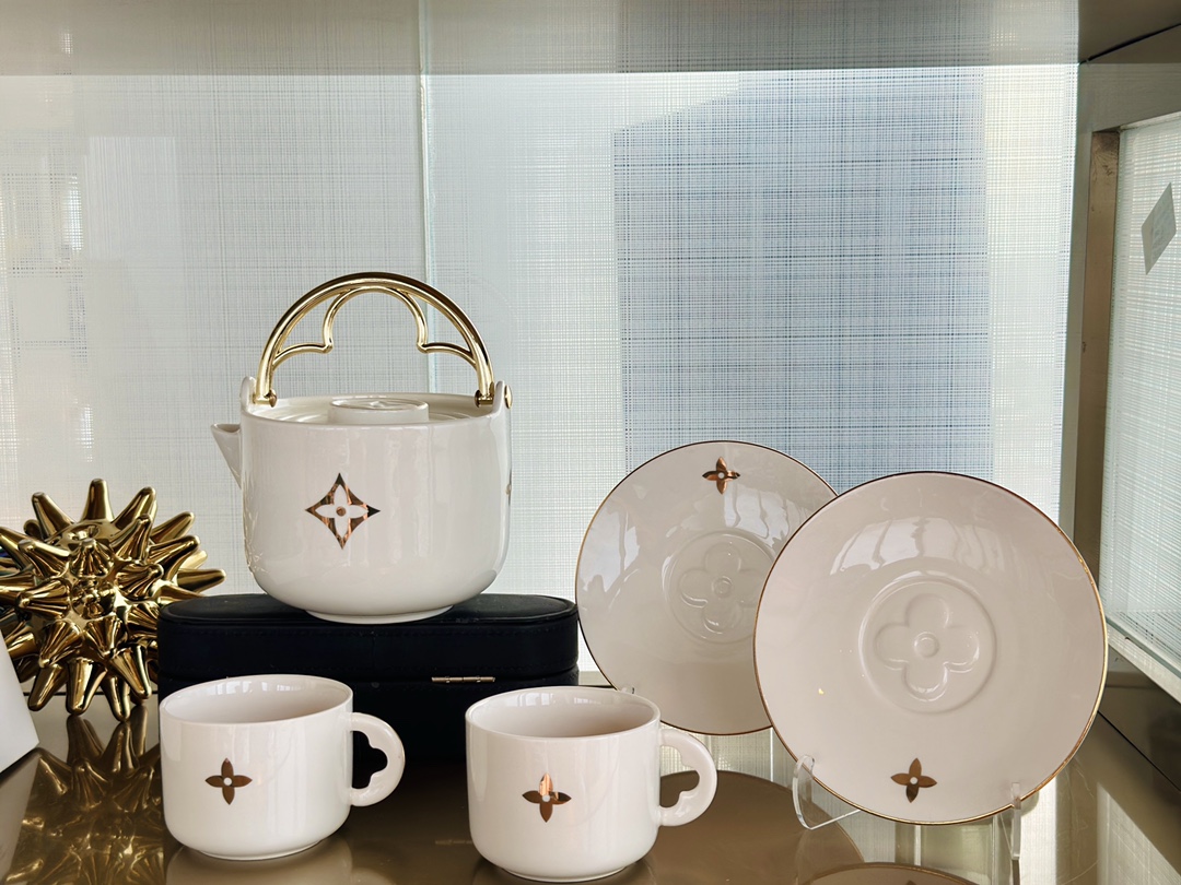[TOP] Louis Vuitton LV Tea Set Gift Box