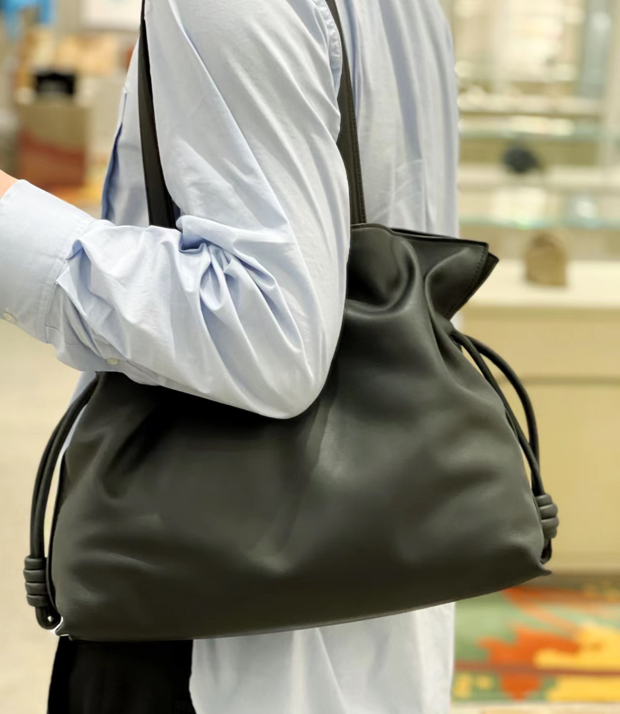 [TOP] LOEWE Flamenco Bag Cowhide Large 38x29x14cm - Black