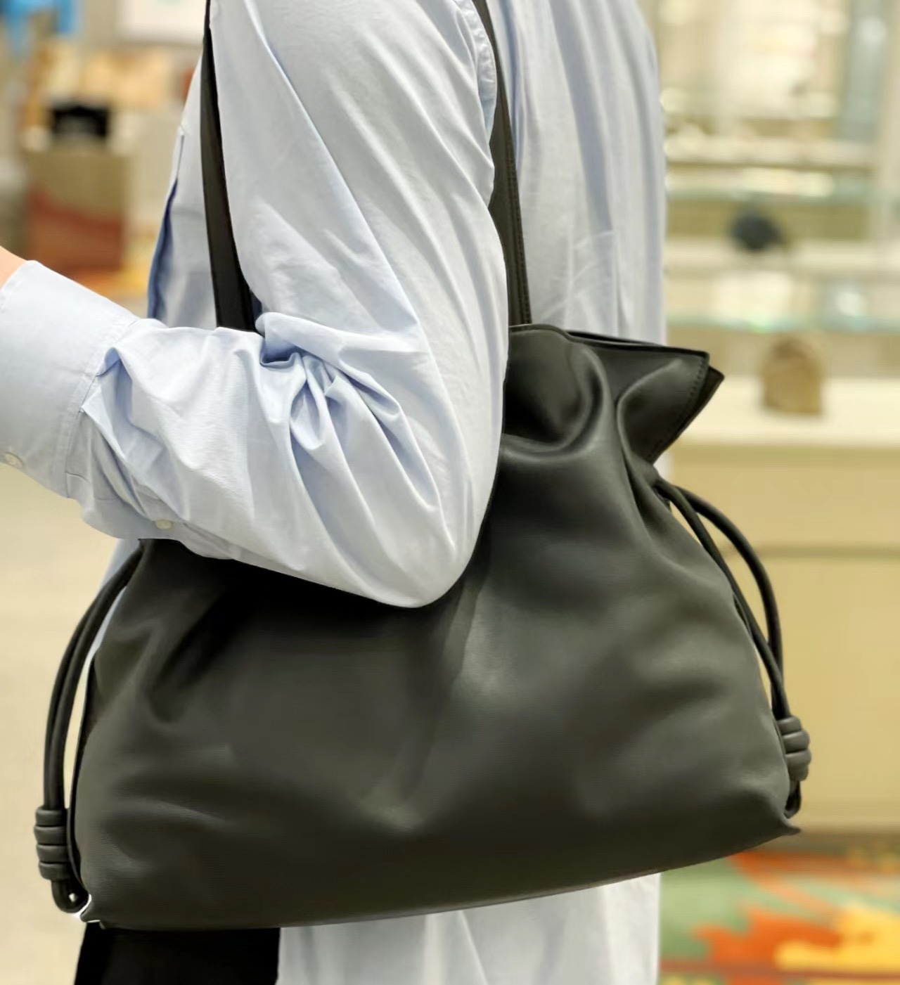 [TOP] LOEWE Flamenco Bag Cowhide Large 38x29x14cm - Black