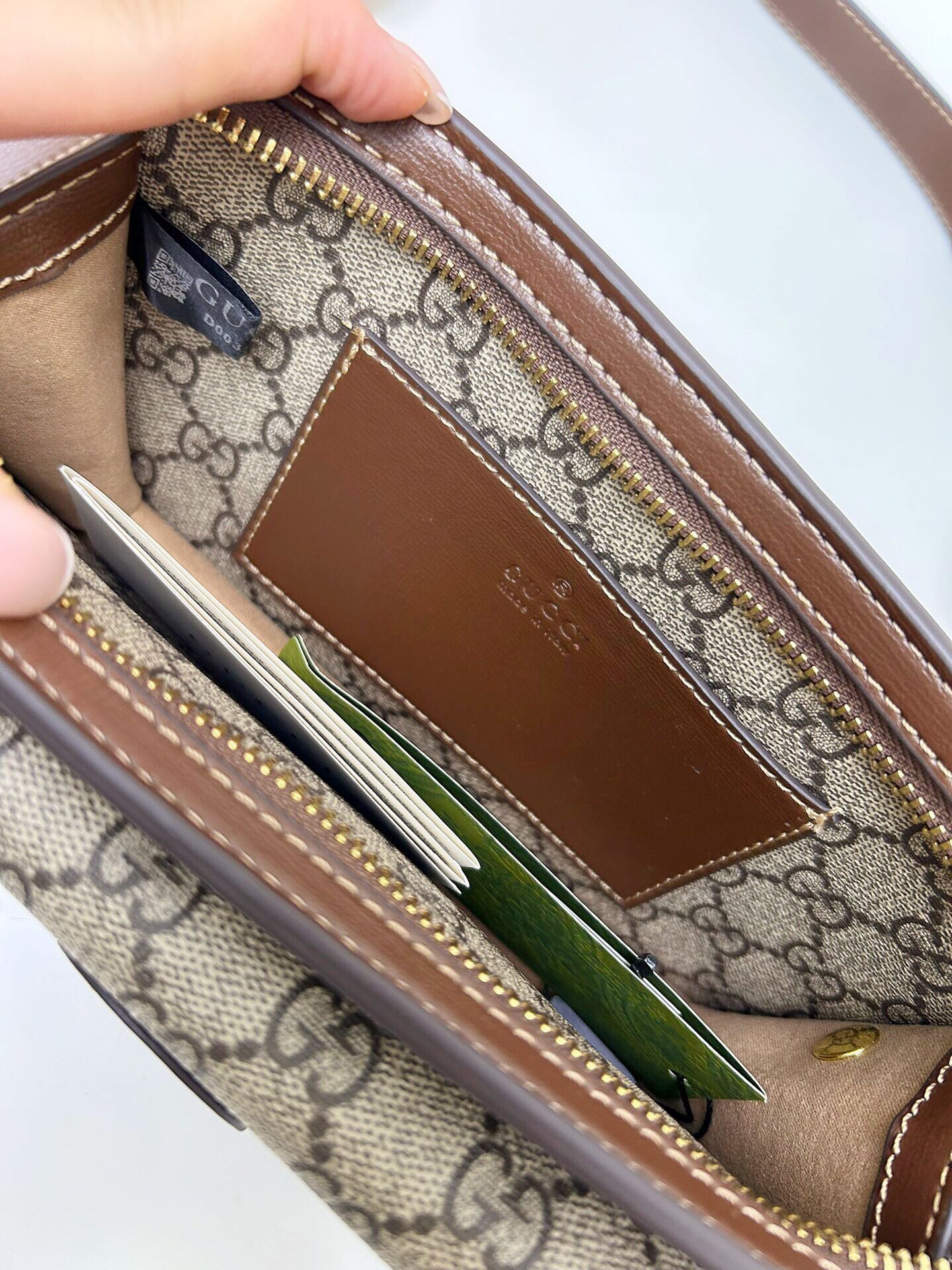 [TOP] GUCCI Interlocking Double G Logo GG Waist Pack - 18x13x5CM - Brown