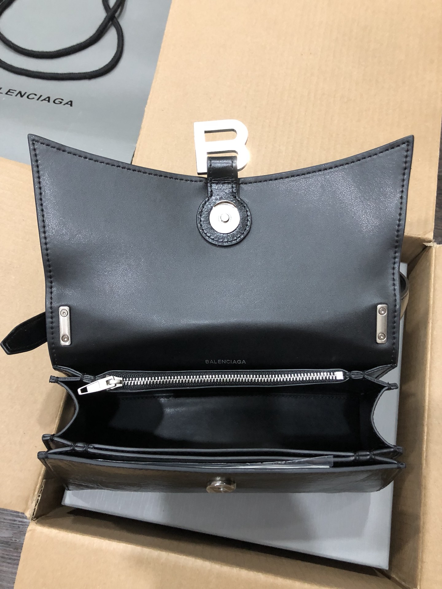 [TOP] BALENCIAGA Crush Bag Calfskin 25x 15x 9.5cm/31x  20x 12cm - Black