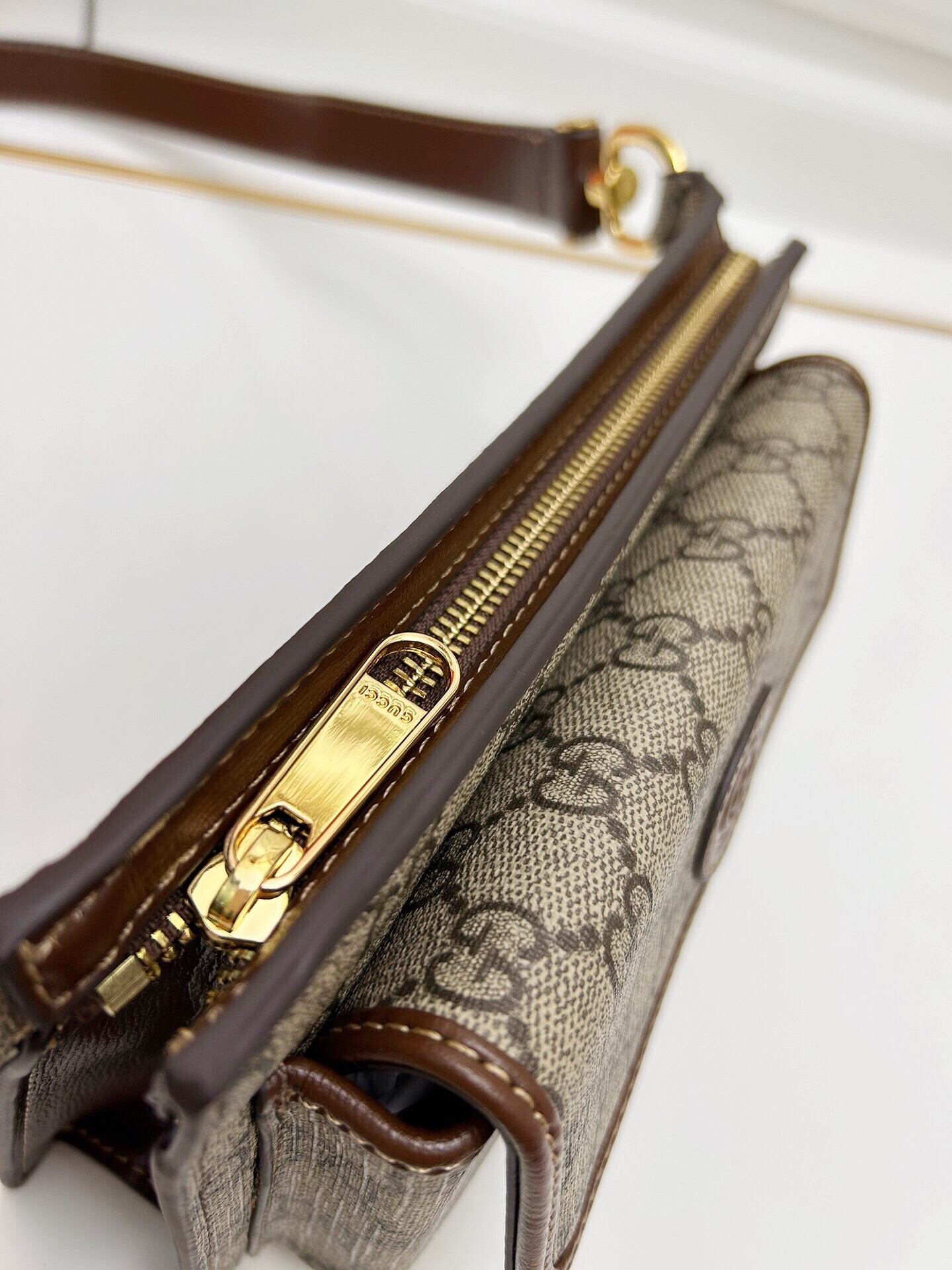 [TOP] GUCCI Interlocking Double G Logo GG Waist Pack - 18x13x5CM - Brown