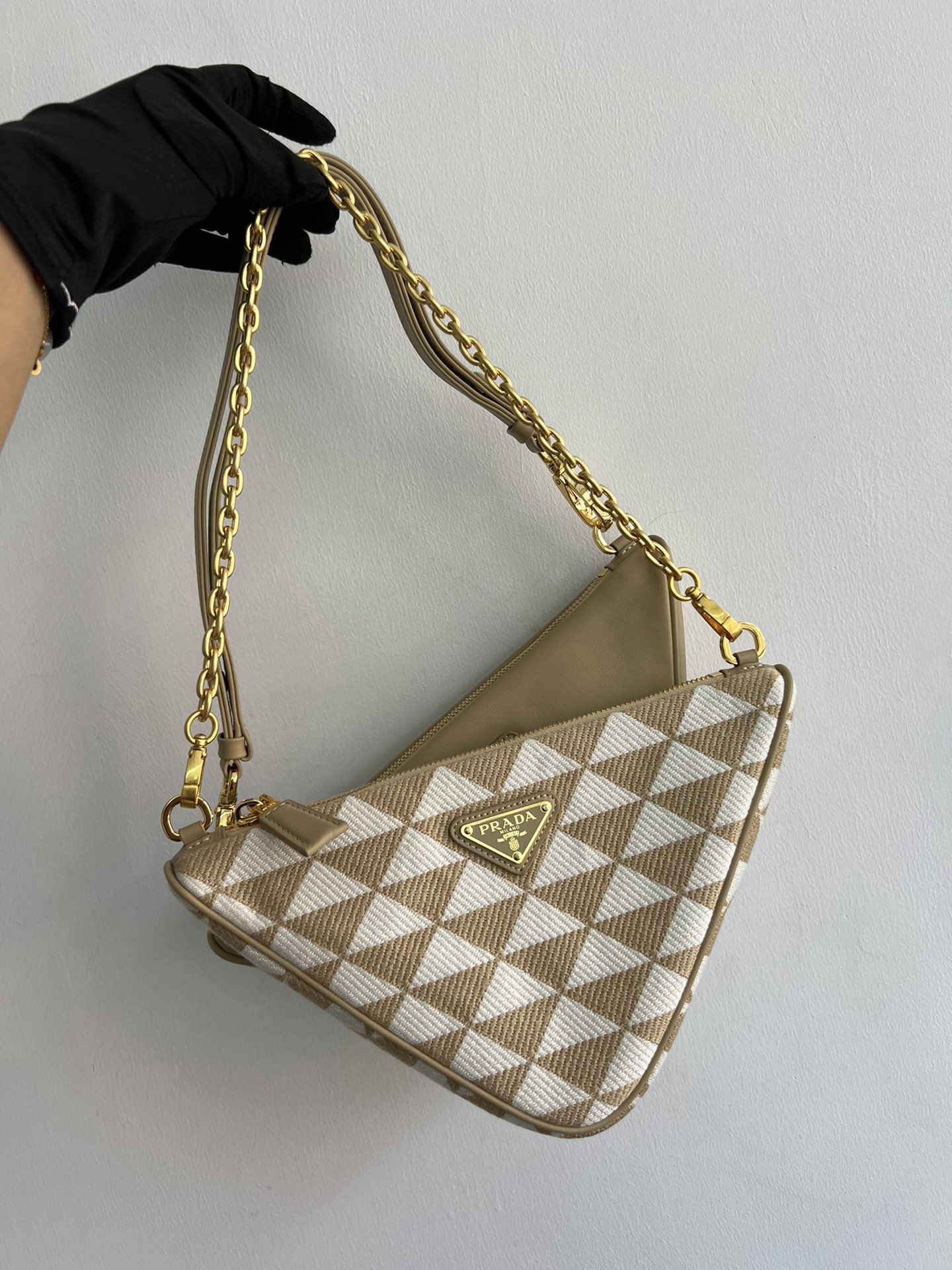 [TOP] PRADA Symbole 2 Triangle Bags Calfskin/Embroidered Fabric Material 23x25x5cm - 4 Color