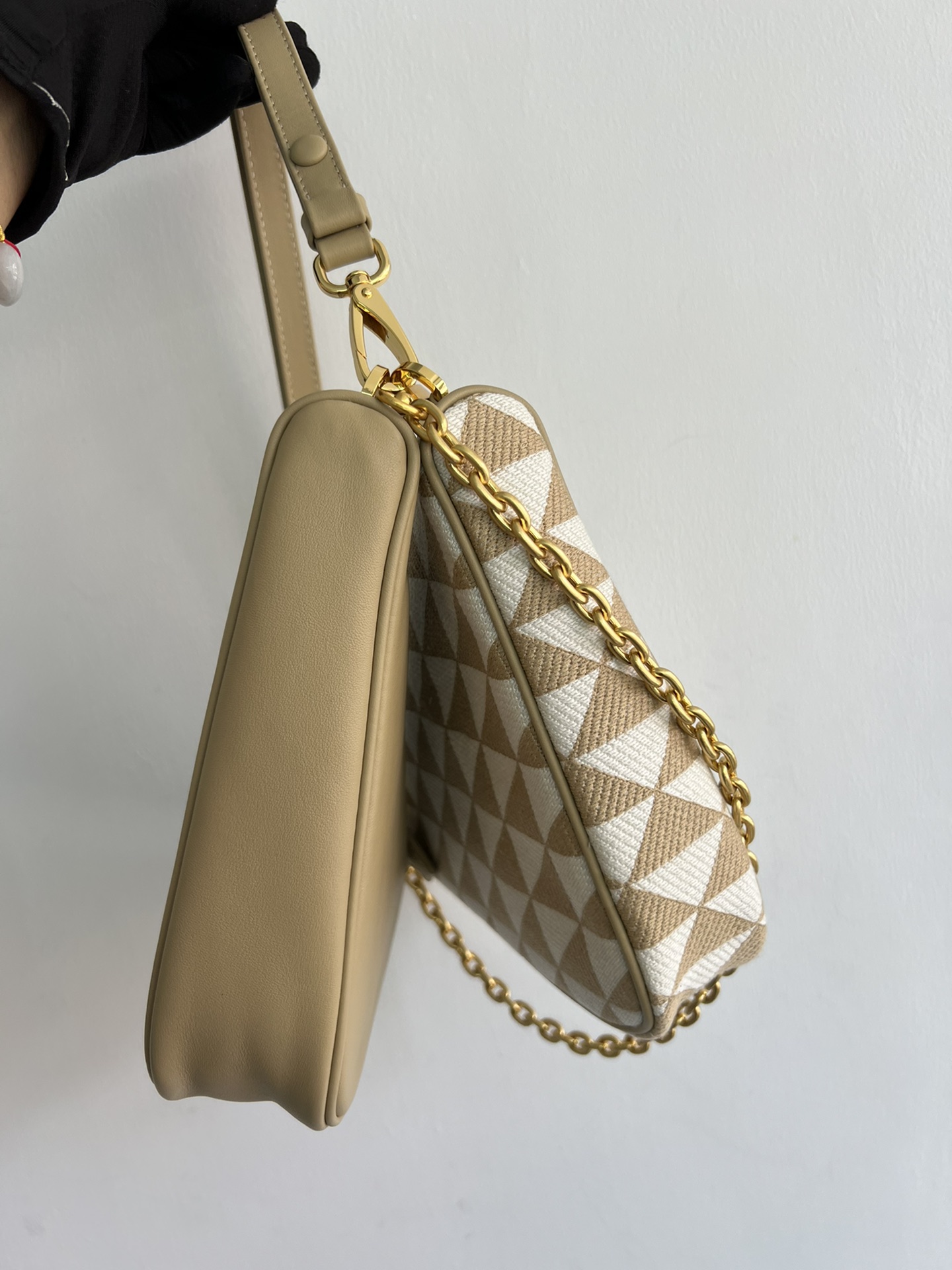 [TOP] PRADA Symbole 2 Triangle Bags Calfskin/Embroidered Fabric Material 23x25x5cm - 4 Color