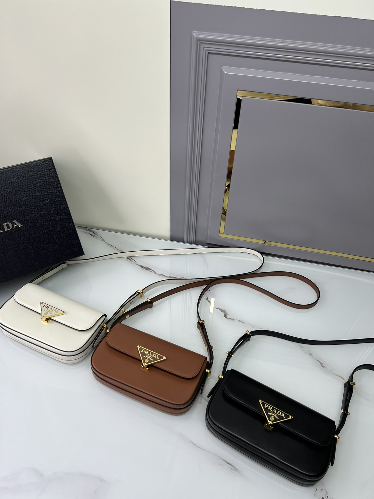 [TOP] PRADA Shoulder Bag Outer Calfskin/Inner Lambskin 20.5x10.5x4cm - 3 Color