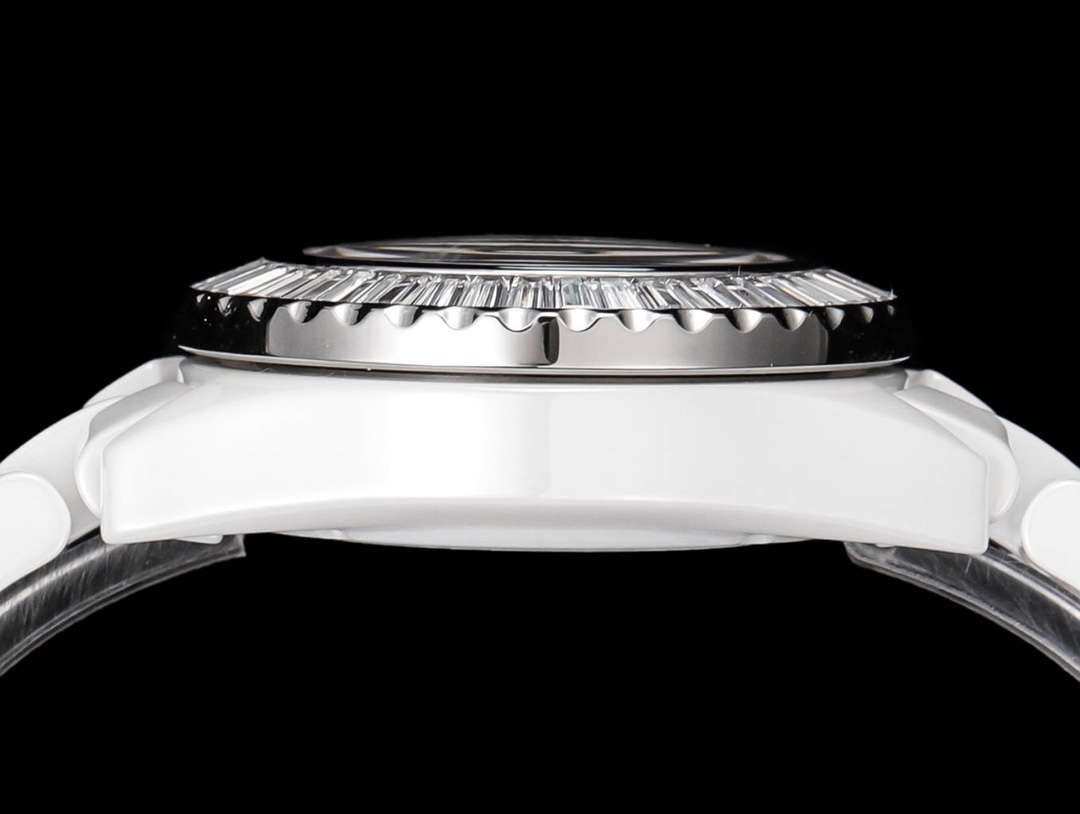 [TOP] CHANEL CALIBER12.2 Machine Watch 33mm