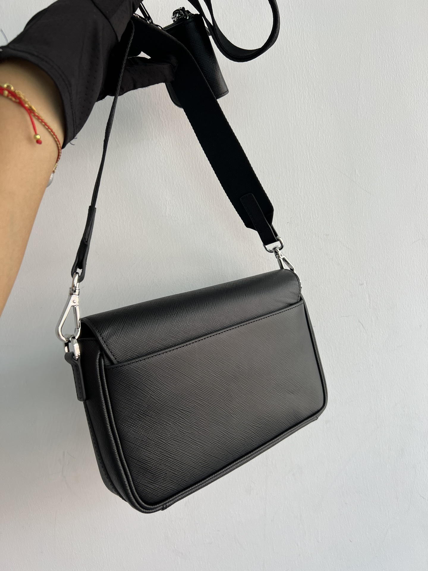 [TOP] PRADA Shoulder Bag Saffiano Leather 22x14.5x5cm - Black
