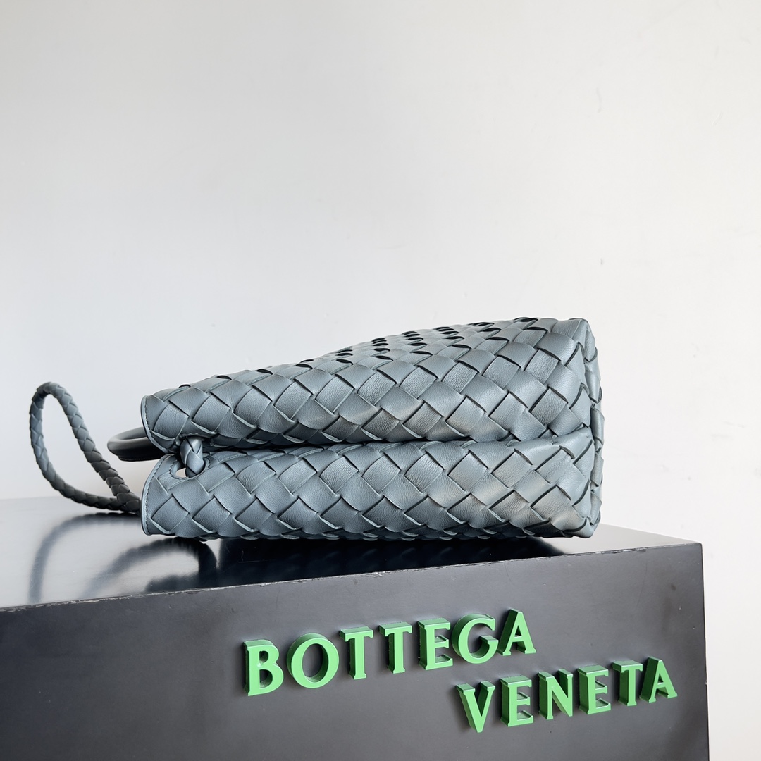 [TOP] Bottega Veneta BV Andiamo Bags Woven Handbags Lambskin 32x24x12 cm - Blue