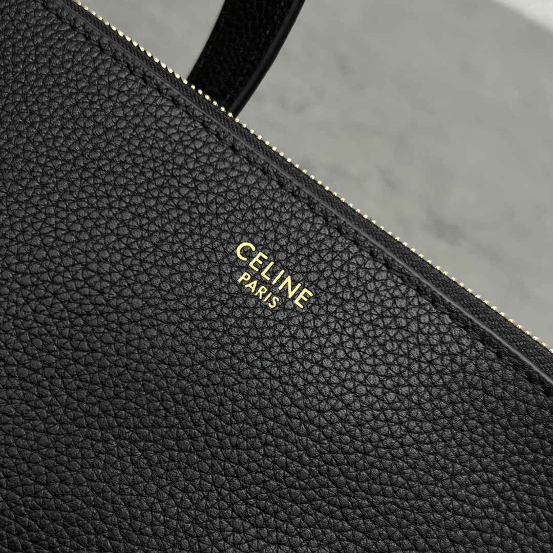 [TOP] CELINE Bucket 16 Bag Cowhide 29×25×23cm - Black