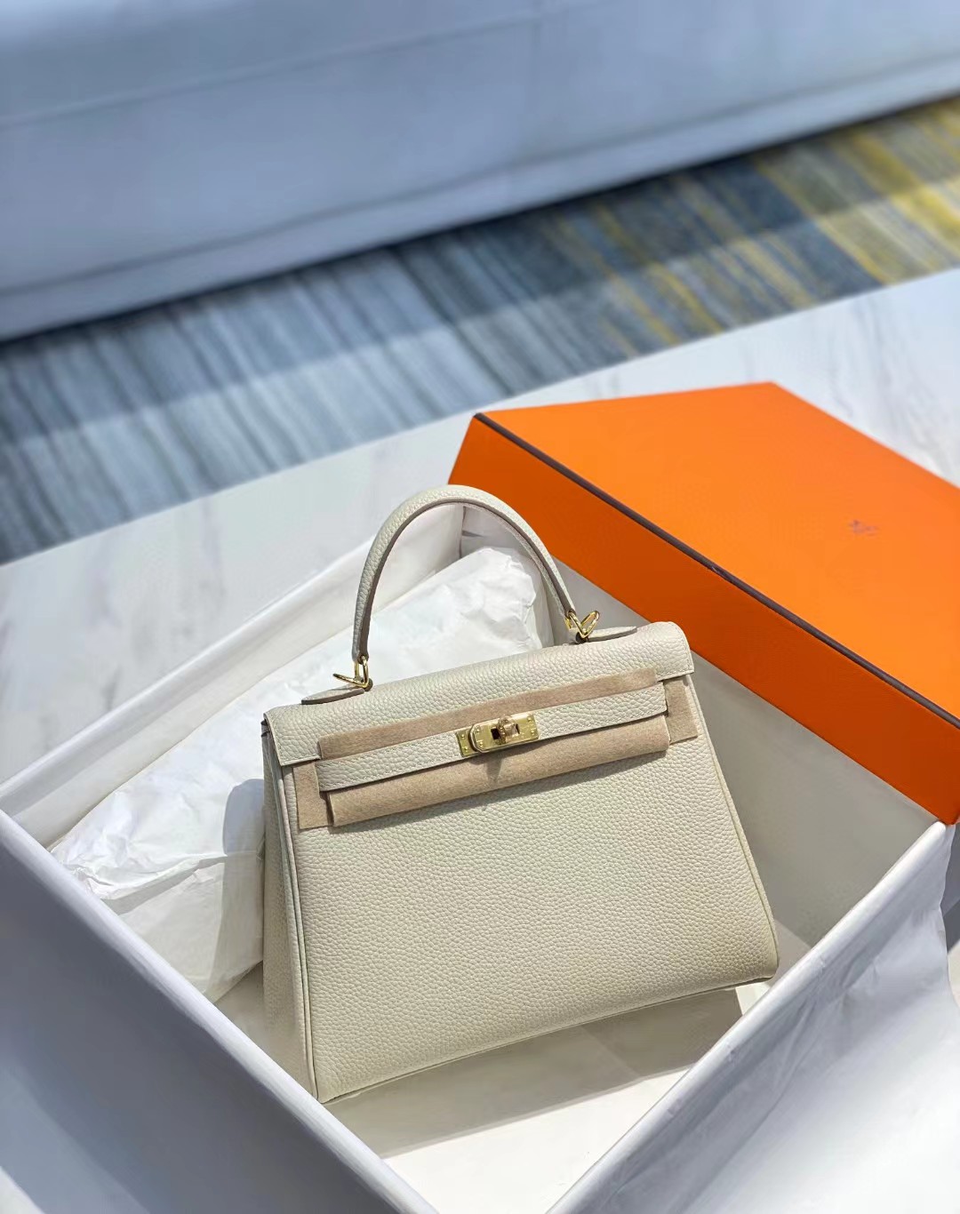 [TOP] HERMES Togo Leather Kelly Bag 28 cm - Light Cream & GHW