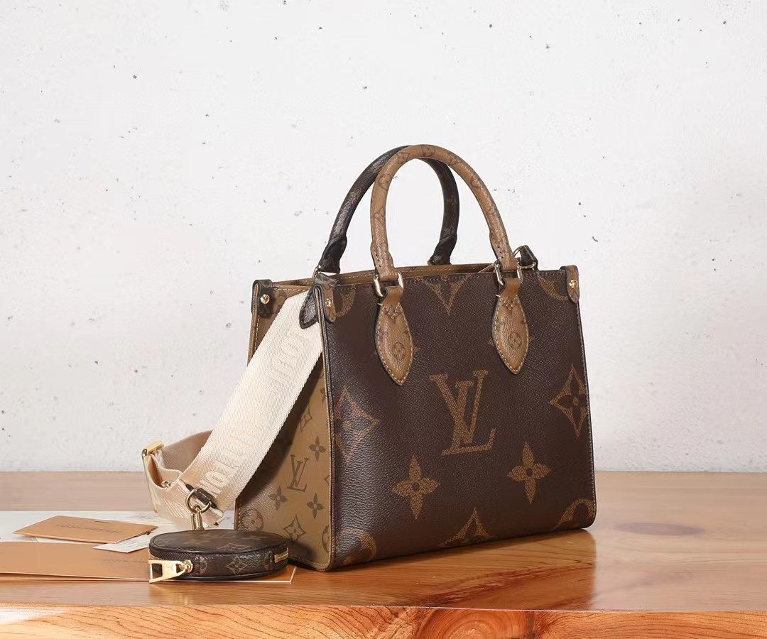 [TOP] Louis Vuitton LV  On The Go Presbyopia Leather Bag 25x19x11.5 cm -Brown