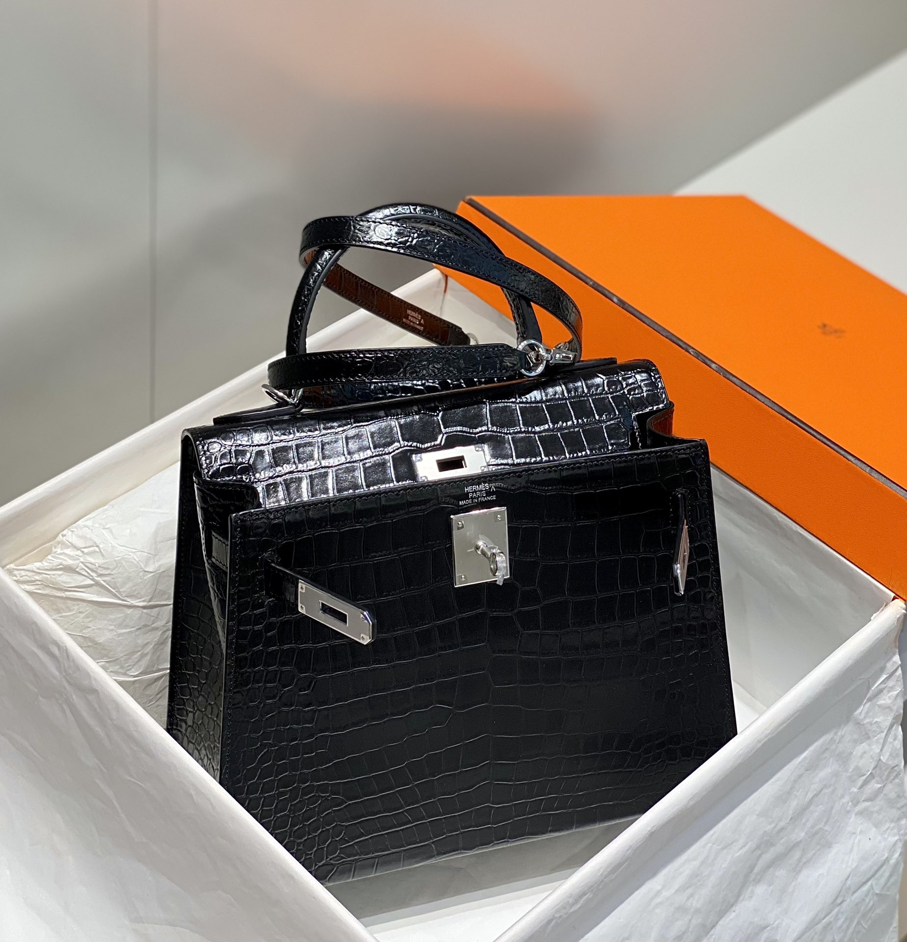 [TOP] HERMES Kelly Crocodile Printed Calfskin 25CM & 28CM - Black & SHW/GHW