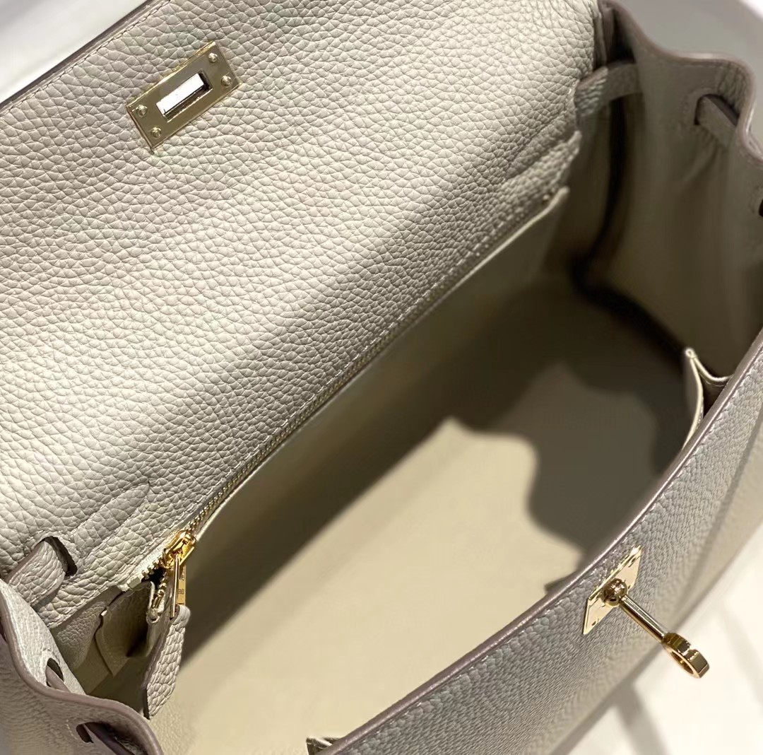 [TOP] HERMES Togo Leather Kelly Bag 28 cm - Light Cream & GHW