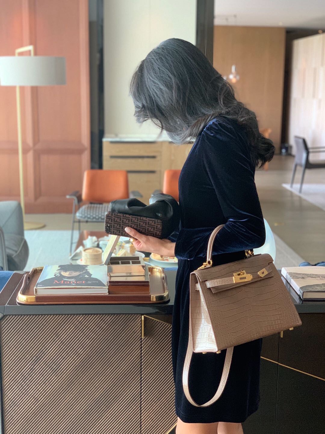 [TOP] HERMES Kelly Crocodile Printed Calfskin 25CM & 28CM - Elephant Grey & SHW