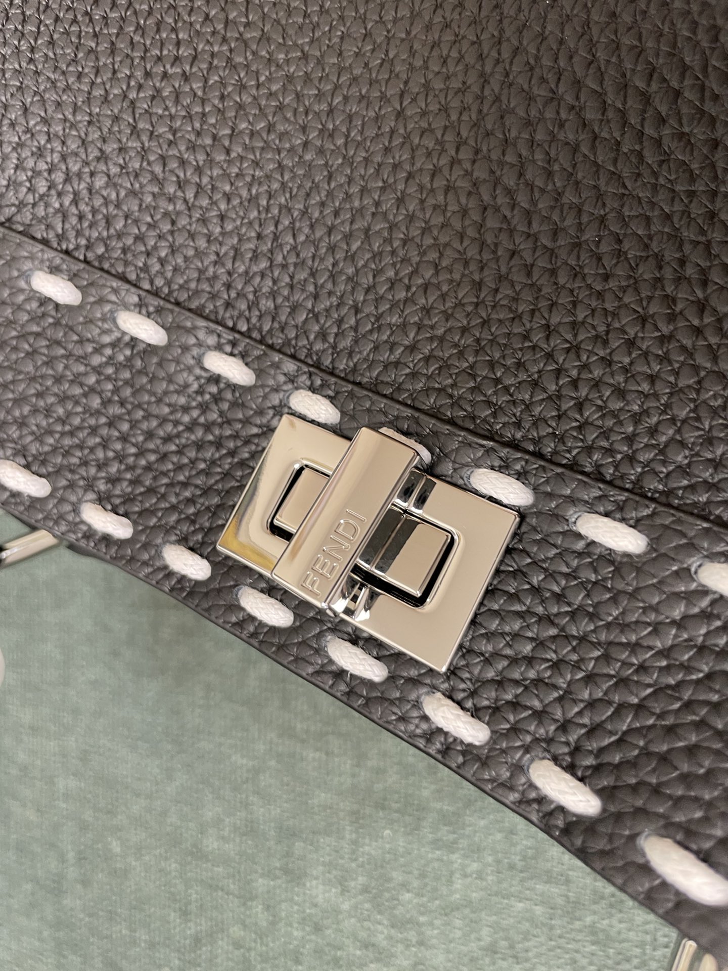 [TOP] FENDI Peekaboo Bag Cowhide with snakeskin wristlet Small 23x7x20cm with Handmade Outer Seams - Black