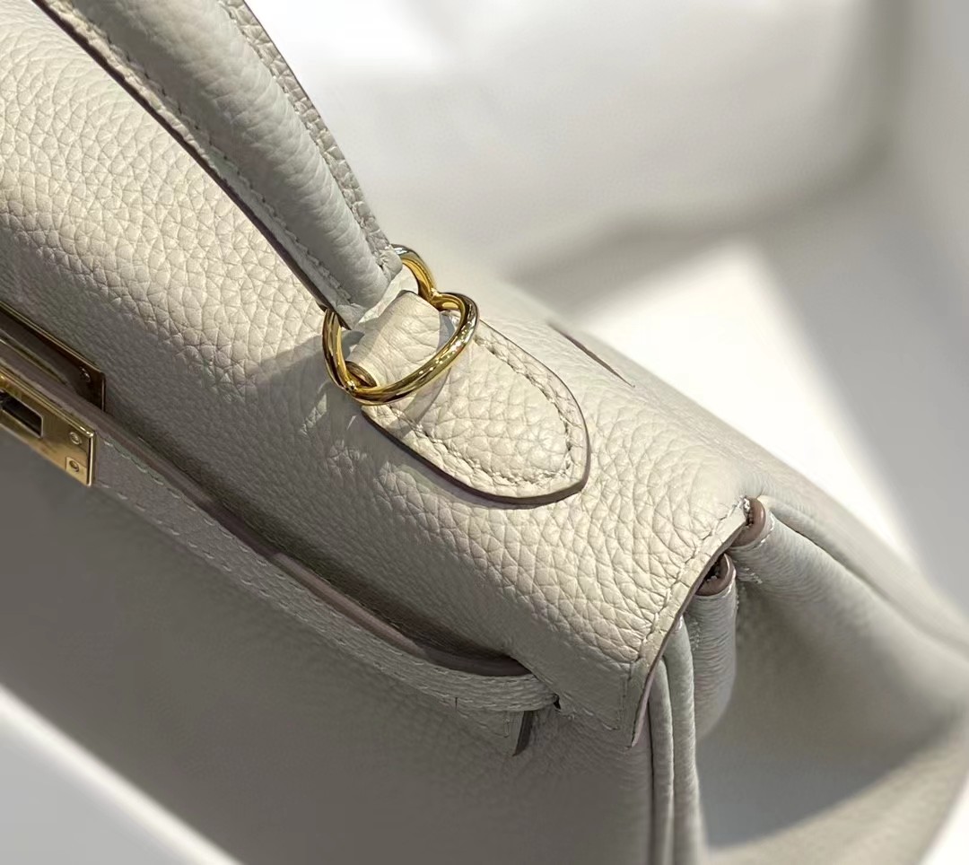 [TOP] HERMES Togo Leather Kelly Bag 28 cm - Light Cream & GHW