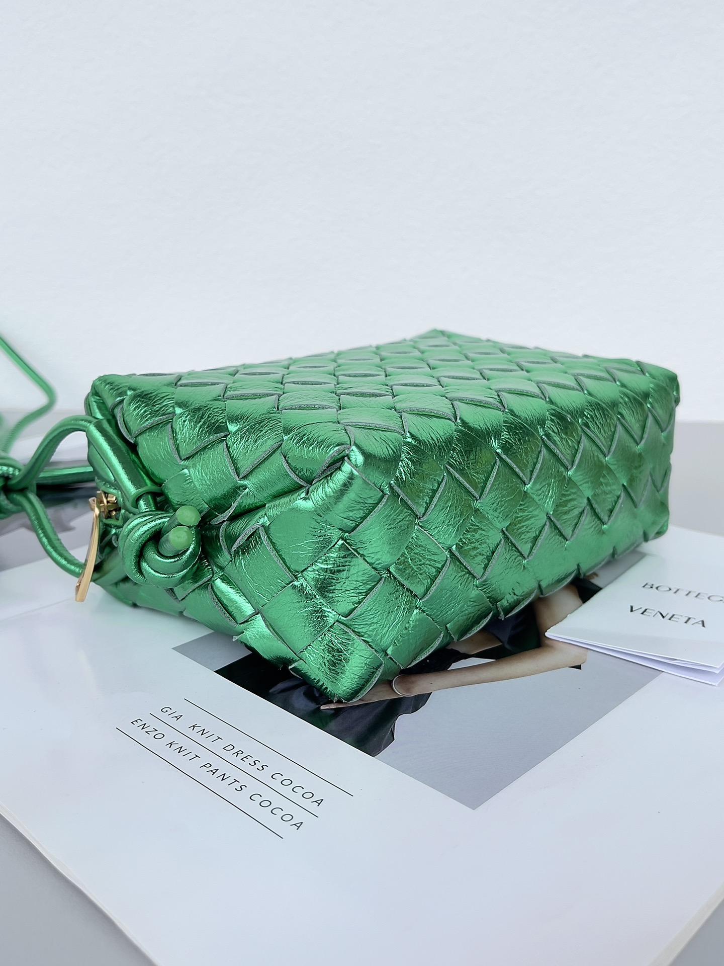 [TOP] Bottega Veneta BV Small Crossbody Bag Intrecciato Handmade lambskin Braid - Green