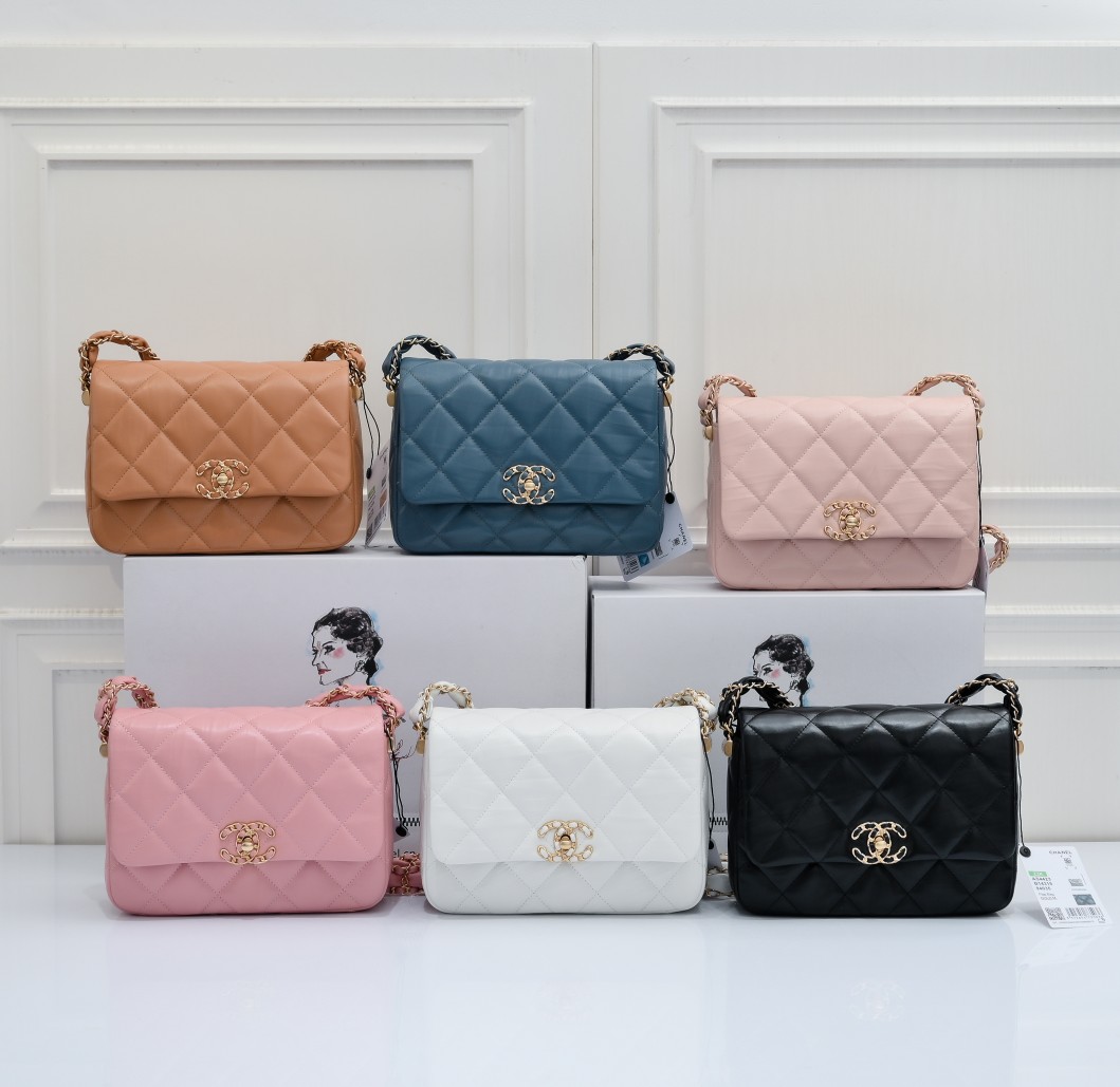 [TOP] CHANEL 23K Cowhide Flab Bags 13.5×20.5×5cm - 6 Colors