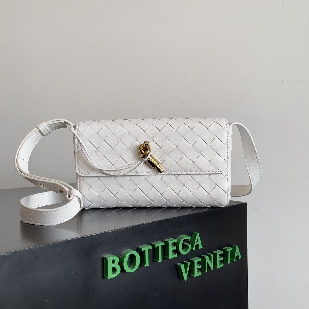[TOP] Bottega Veneta BV  Mini Andiamo Versatile - 5 Colors