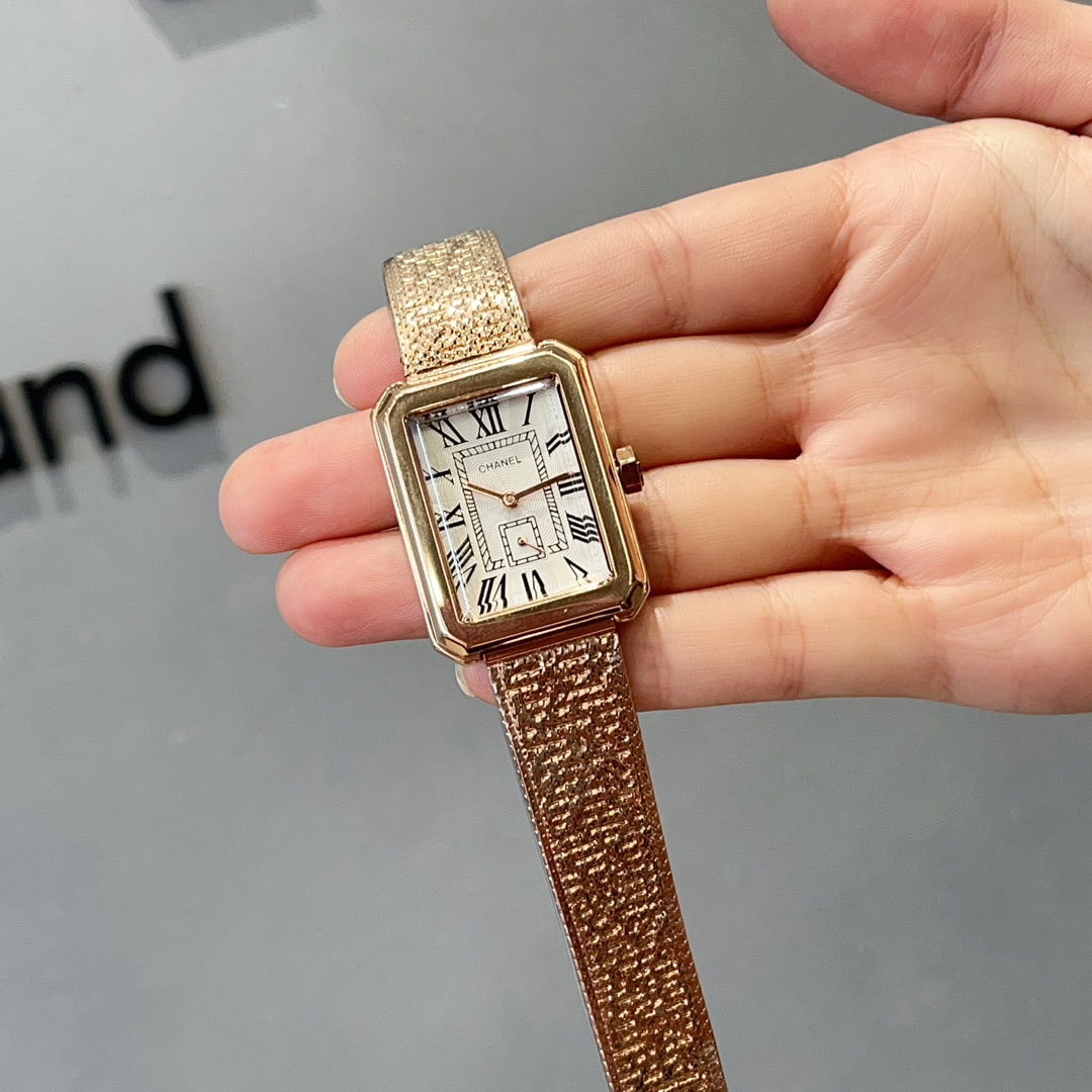 [TOP] CHANEL Quartz Movement Band Watch