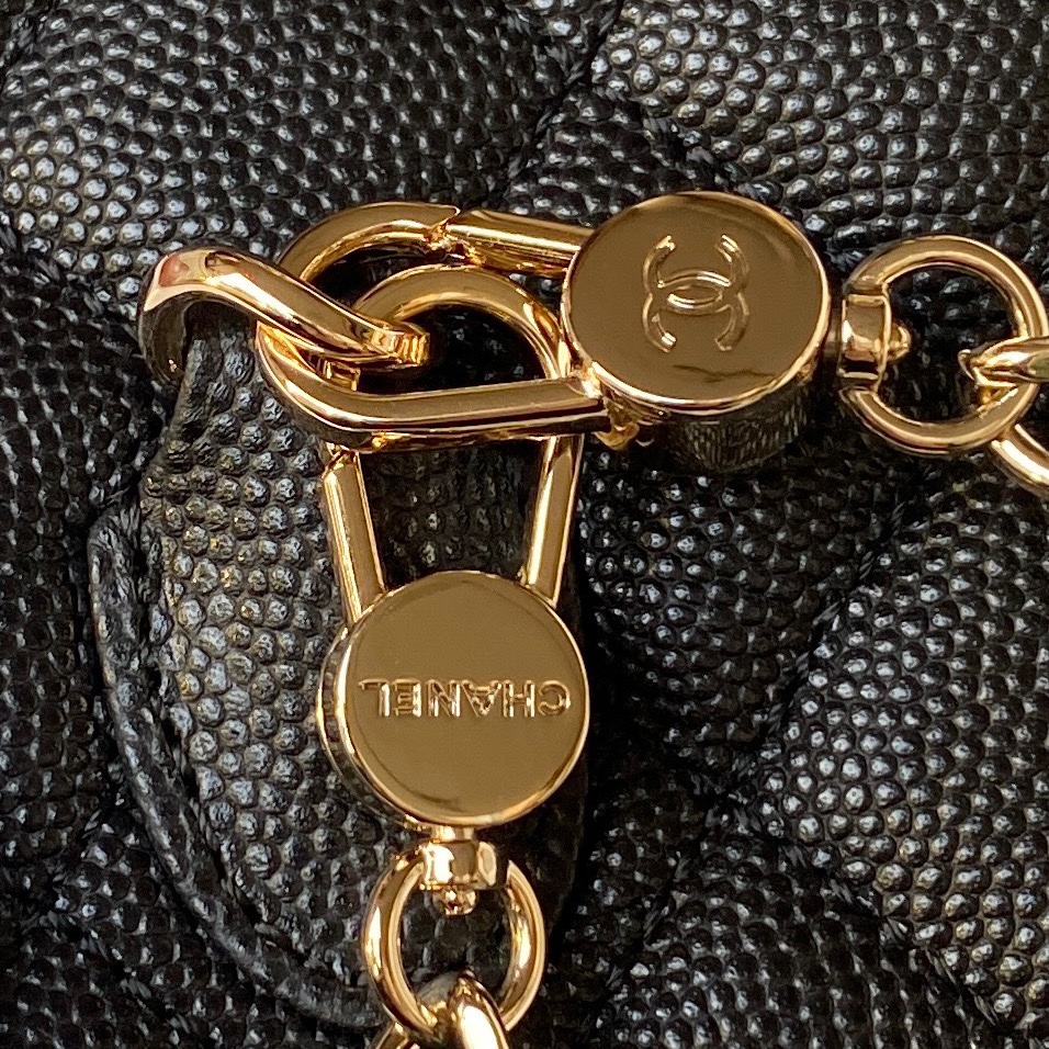 [TOP] CHANEL Cortical Lychee Pattern Small Shoulder Bag - 18×13×9cm - GHW&Black/White