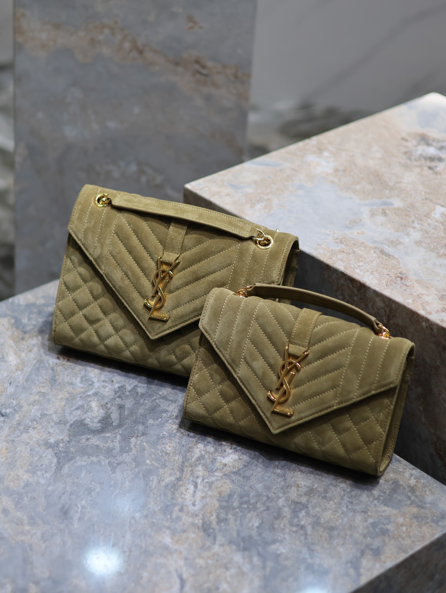 [TOP] Yves Saint Laurent YSL Envelope Chain Wallet Grain Leather - 2 Sizes - Army Green - GHW