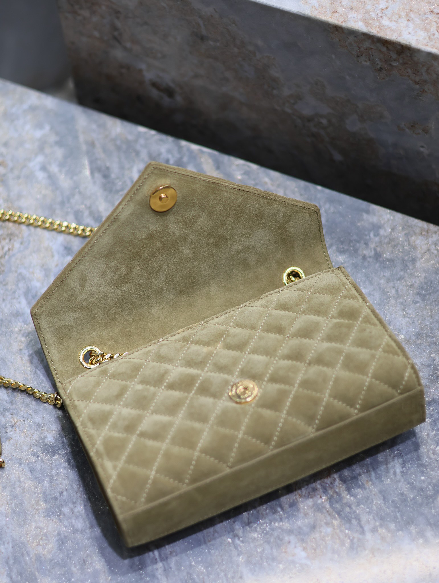 [TOP] Yves Saint Laurent YSL Envelope Chain Wallet Grain Leather - 2 Sizes - Army Green - GHW