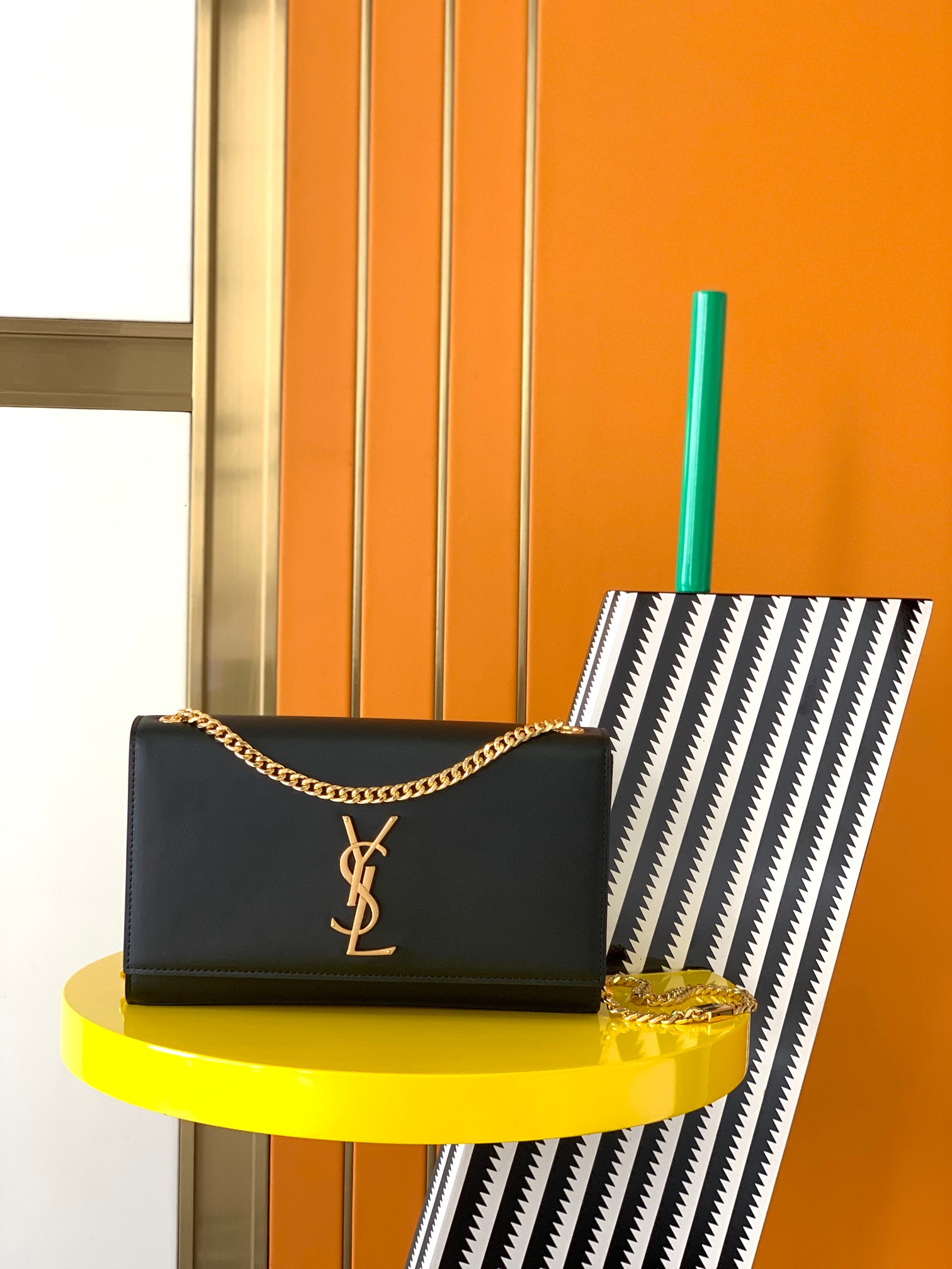 [TOP] Yves Saint Laurent YSL Monogram Kate Bag - 24x14.5x5cm & GHW