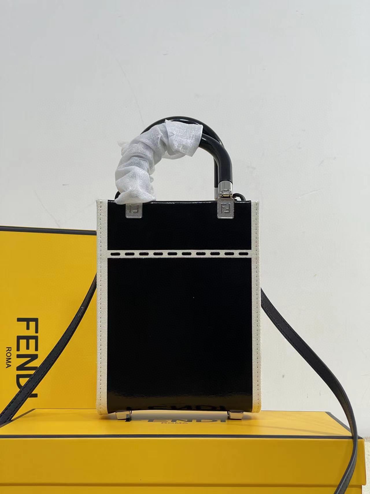 [TOP] FENDI Canvas Mini Tote Sunshine Bags - 13x6.5x18cm - Black