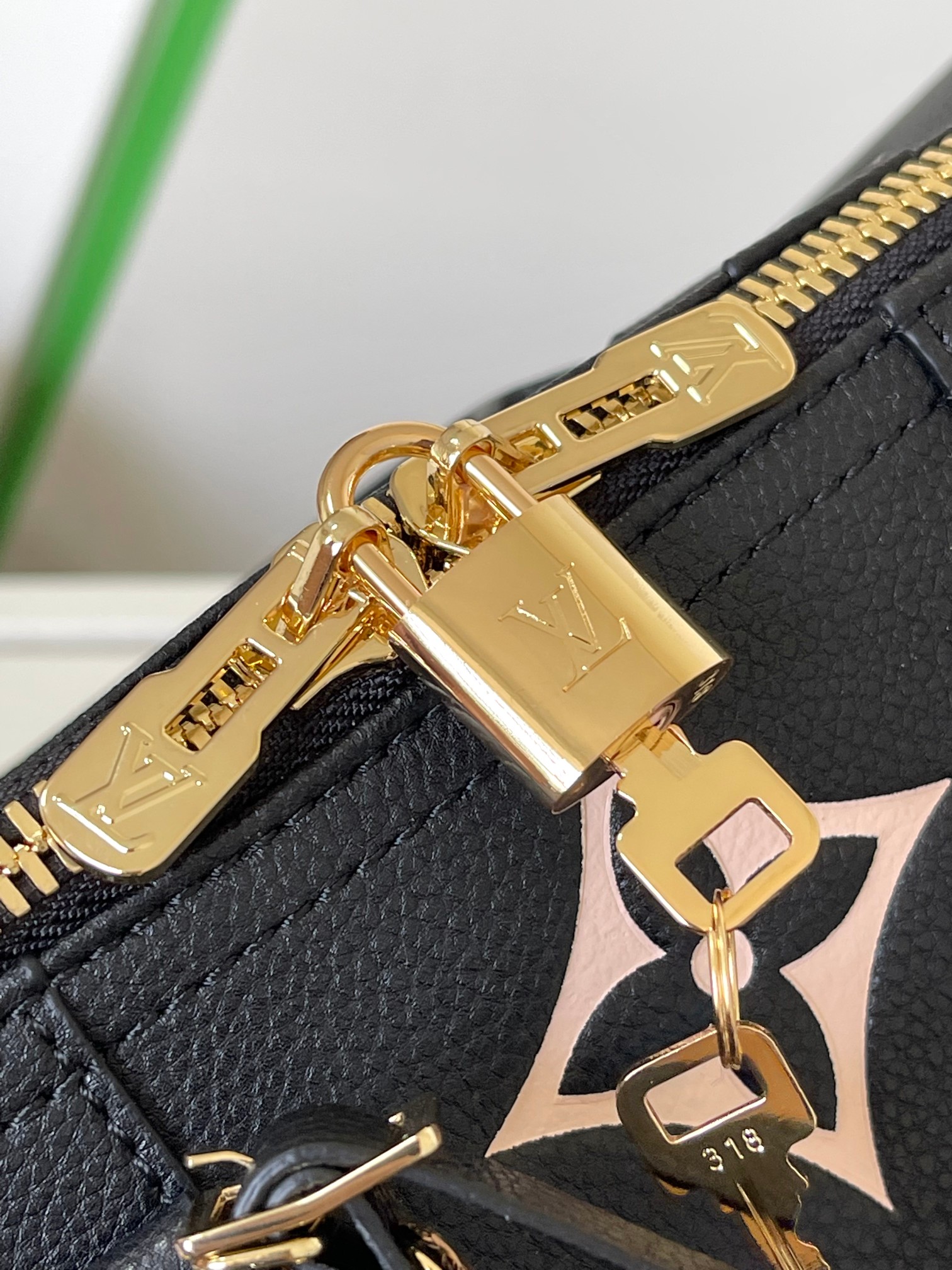 [TOP] Louis Vuitton LV Keepall Bandoulière 45 Monogram Empreinte Handbag - Black - 45x27x20cm